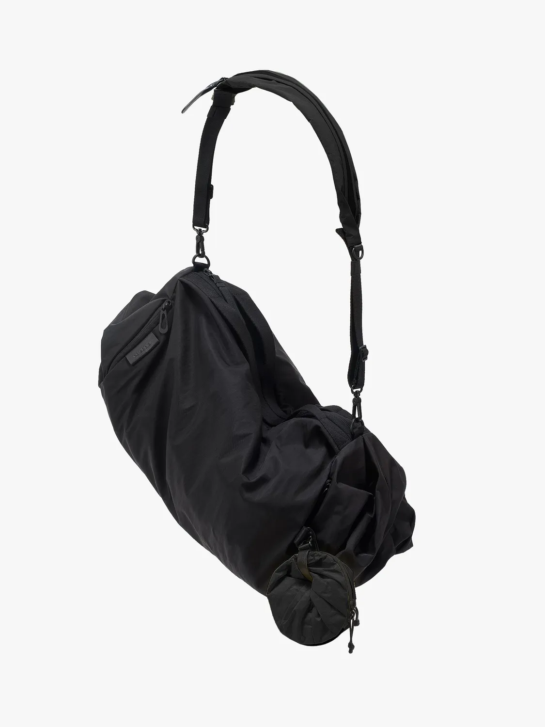 côte&ciel Obed Smooth duffeltaske 16,5L sort