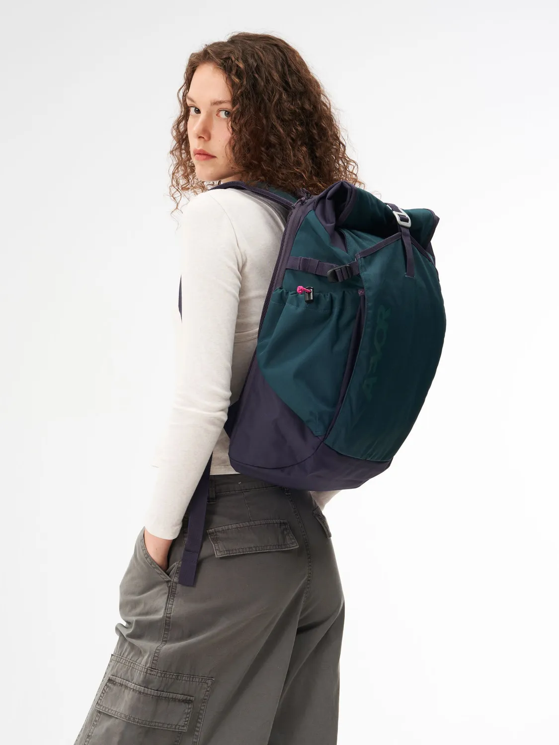 Aevor Roll Pack 2.0 rygsæk vintage teal 15"