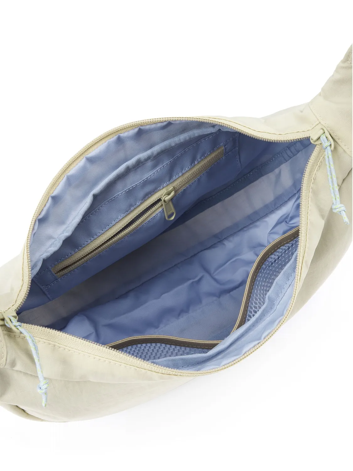 Aevor Sling Bag skuldertaske Off-White 5,5 liter udvidbar