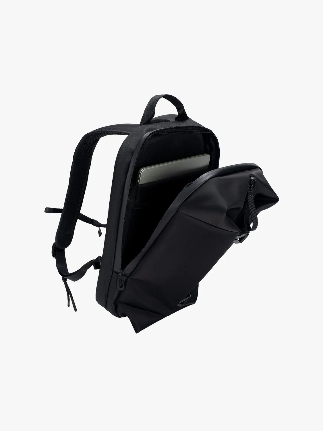 côte&ciel Yukon Sleek rygsæk 13,5 liter sort 14"