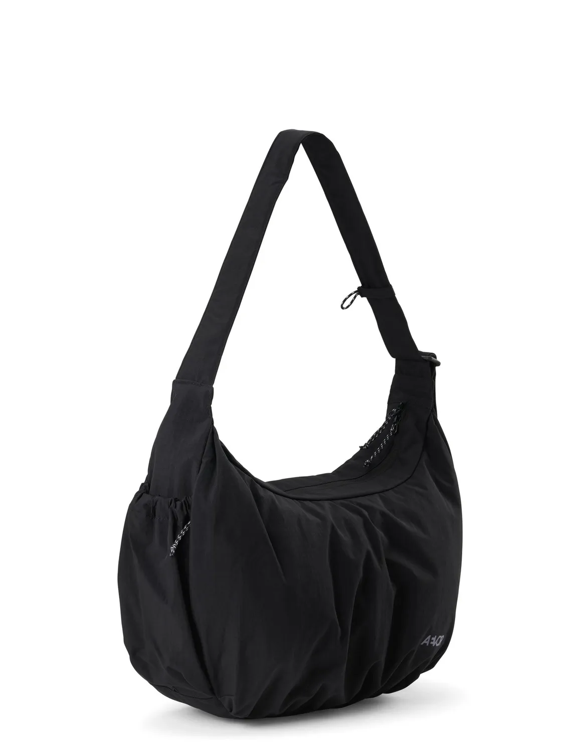 Aevor Slouchy Bag skuldertaske sort 23 liter laptop