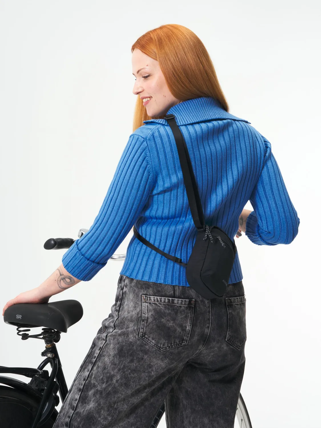 Aevor Easy Ride Pouch cykeltaske black lille
