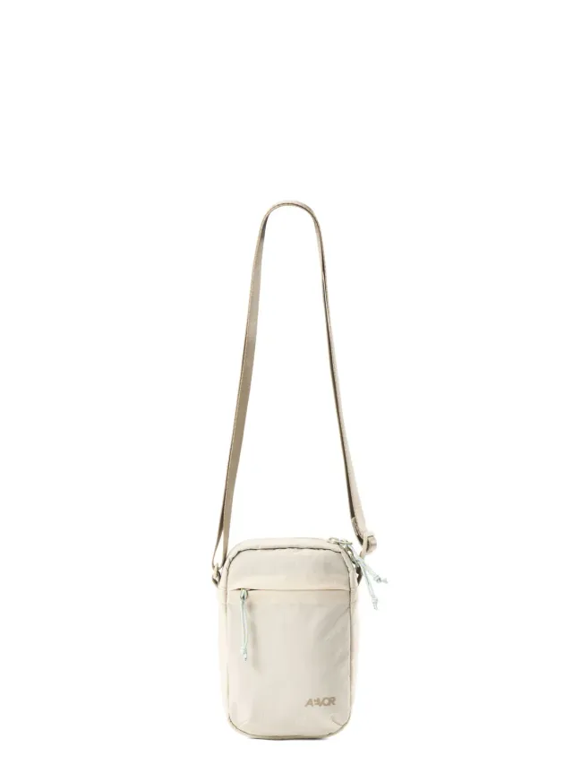 Aevor Easy Ride Pouch hoftetaske off-white lille