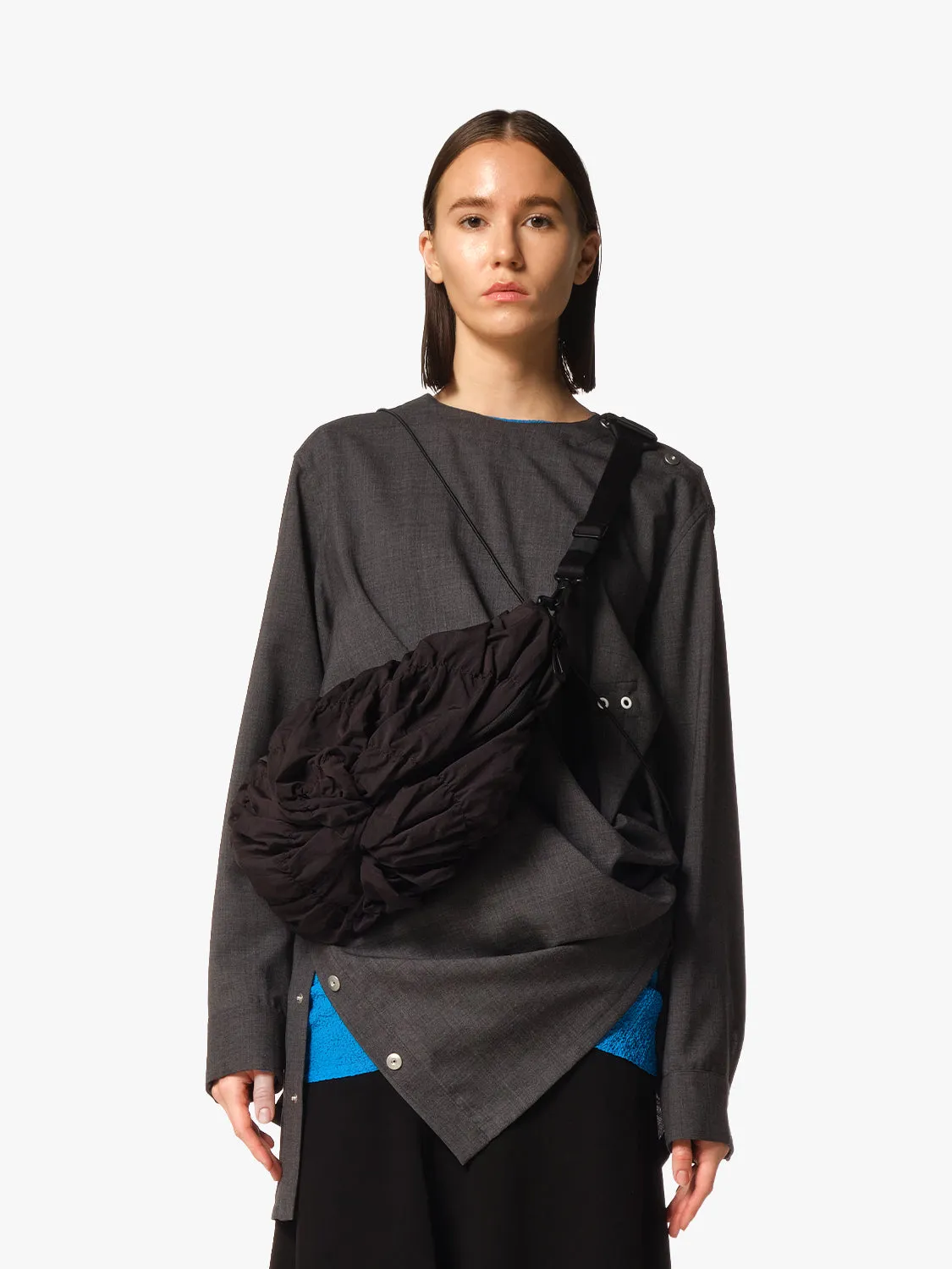 côte&ciel Orne Otra Gathered Black skuldertaske 9L