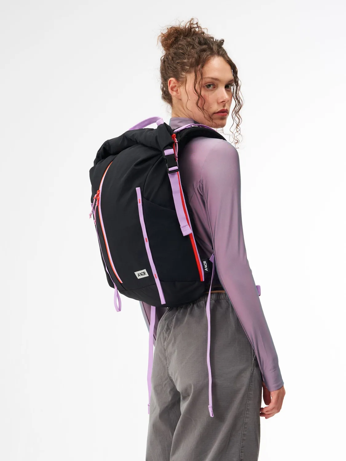 Aevor Active Pack rygsæk violet rush tofarvet