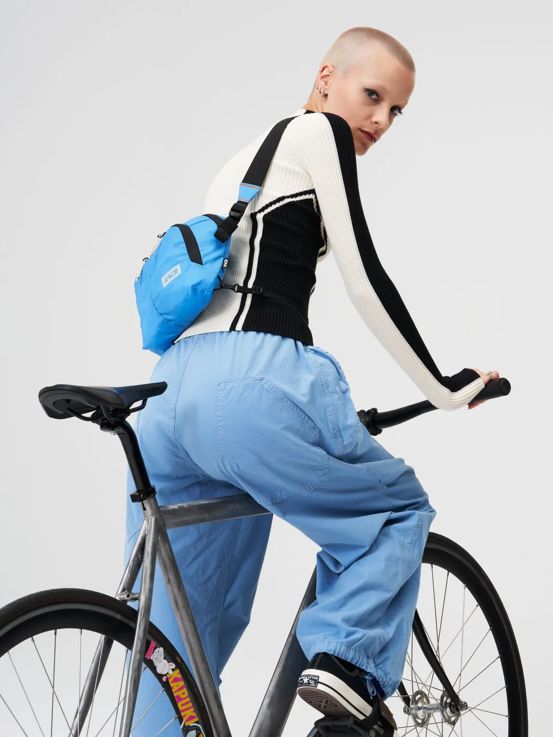 Aevor Sacoche Bag skuldertaske Ripstop Retro Blue 4L