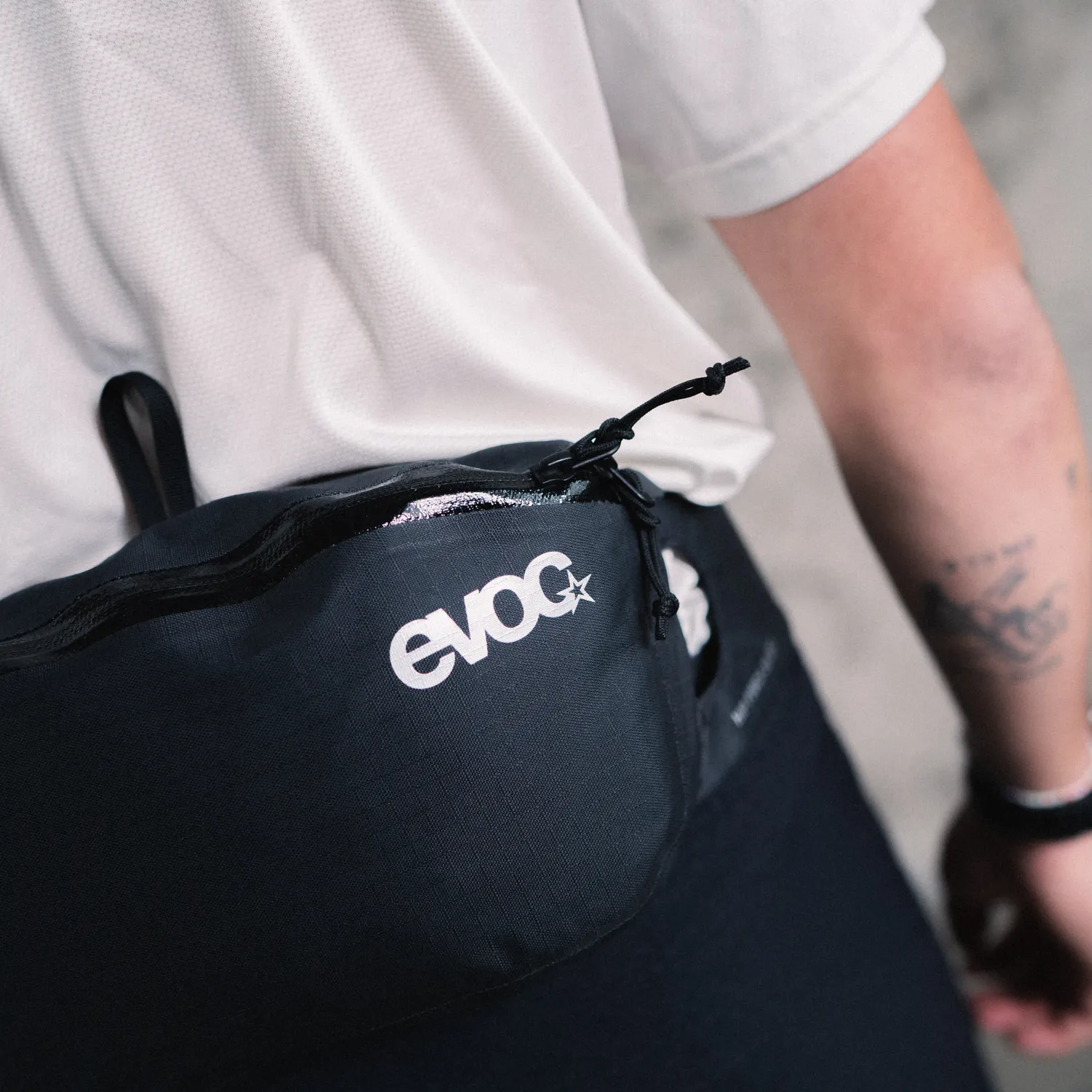 Evoc Hip Pouch 3D WP 2 hoftetaske 2L sort