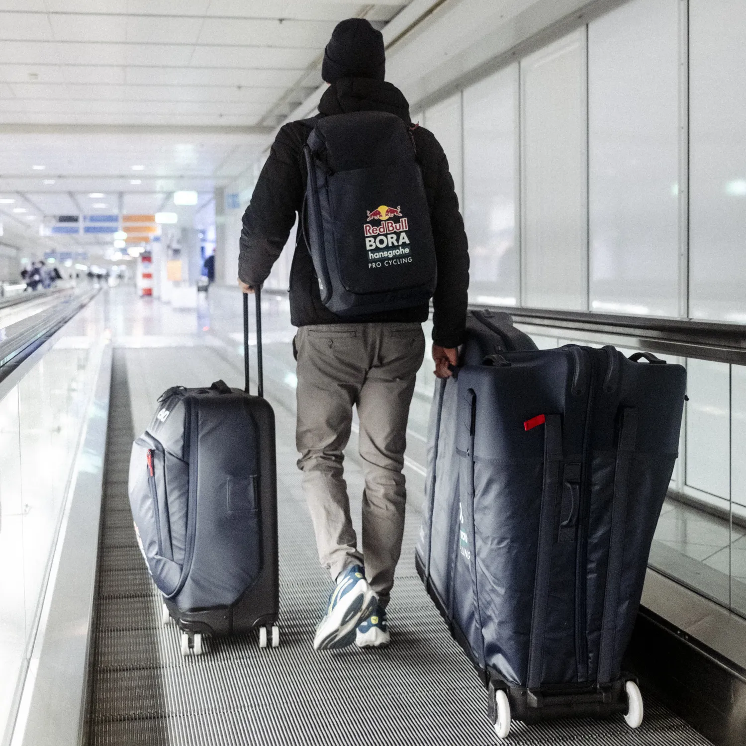 Evoc Road Bike Bag Pro cykeltaske navy Red Bull