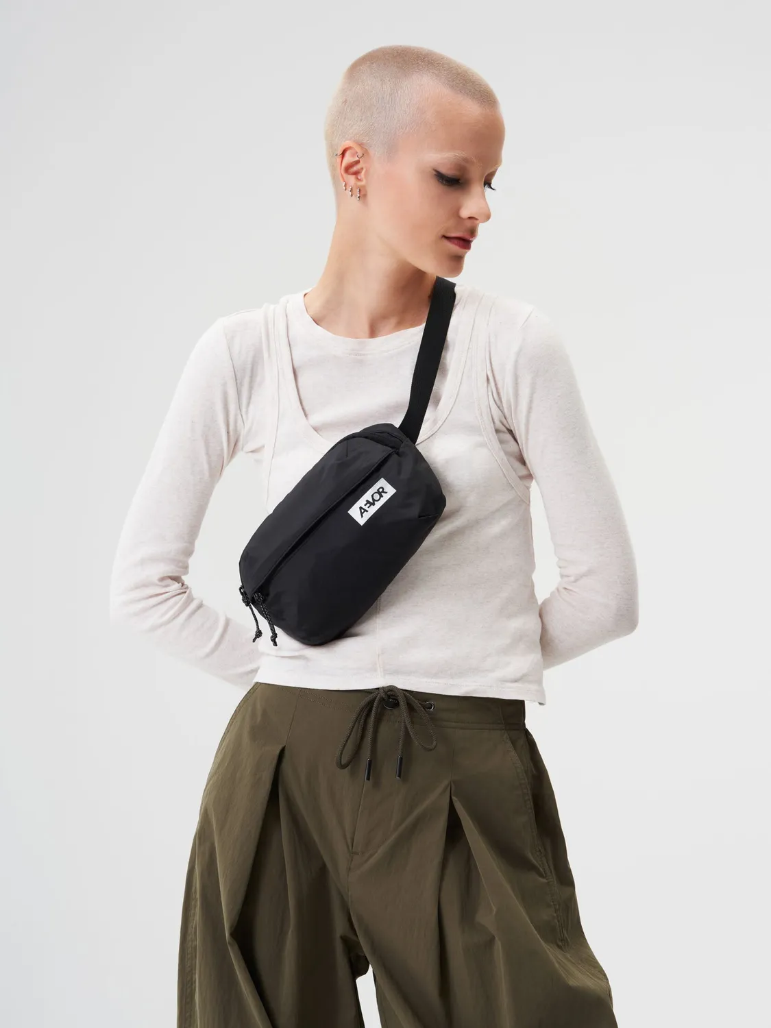 Aevor Hip Bag Ease bæltetaske Ripstop Black mini