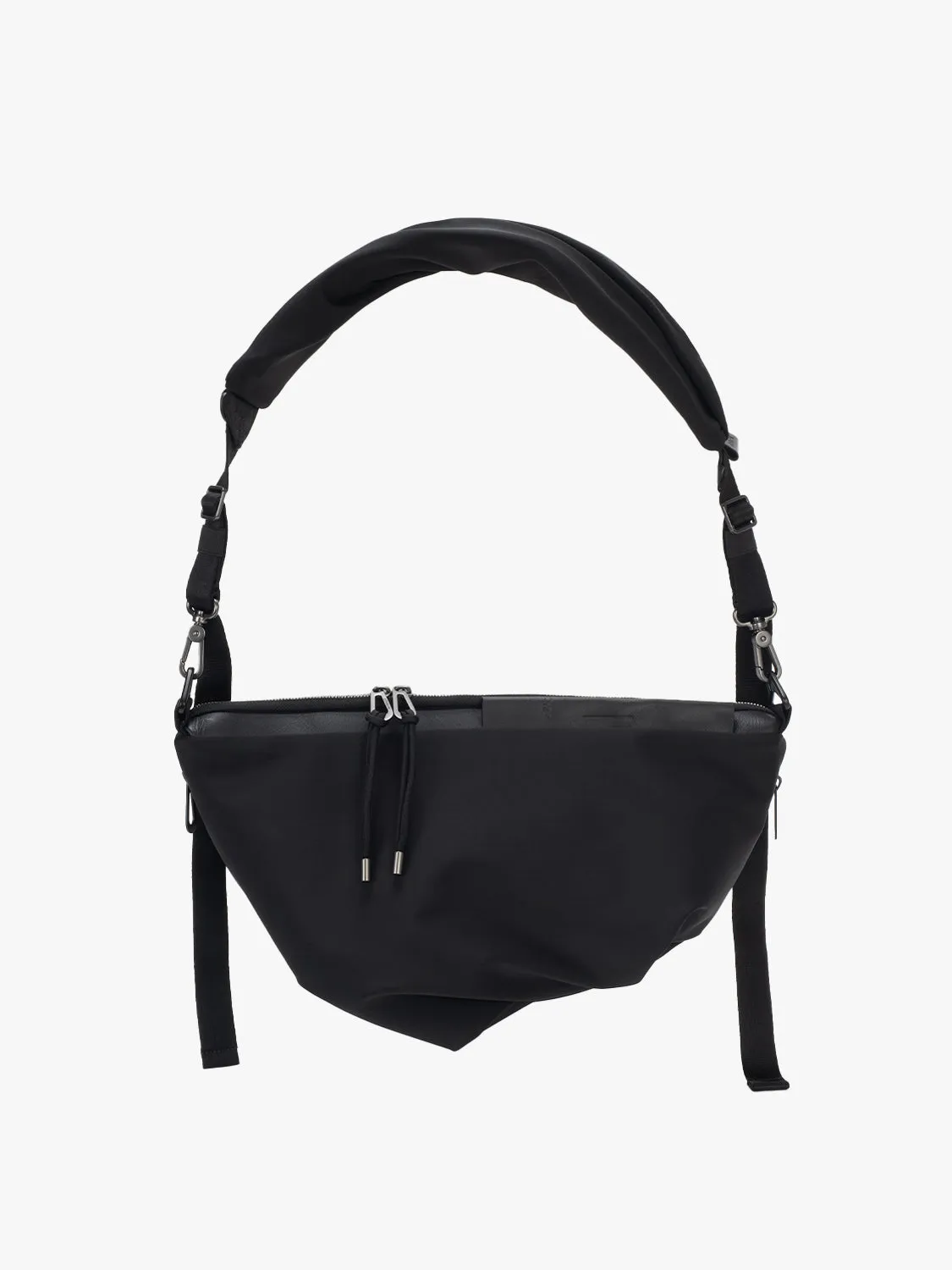 côte&ciel Orne Onyx Black skuldertaske 10 liter