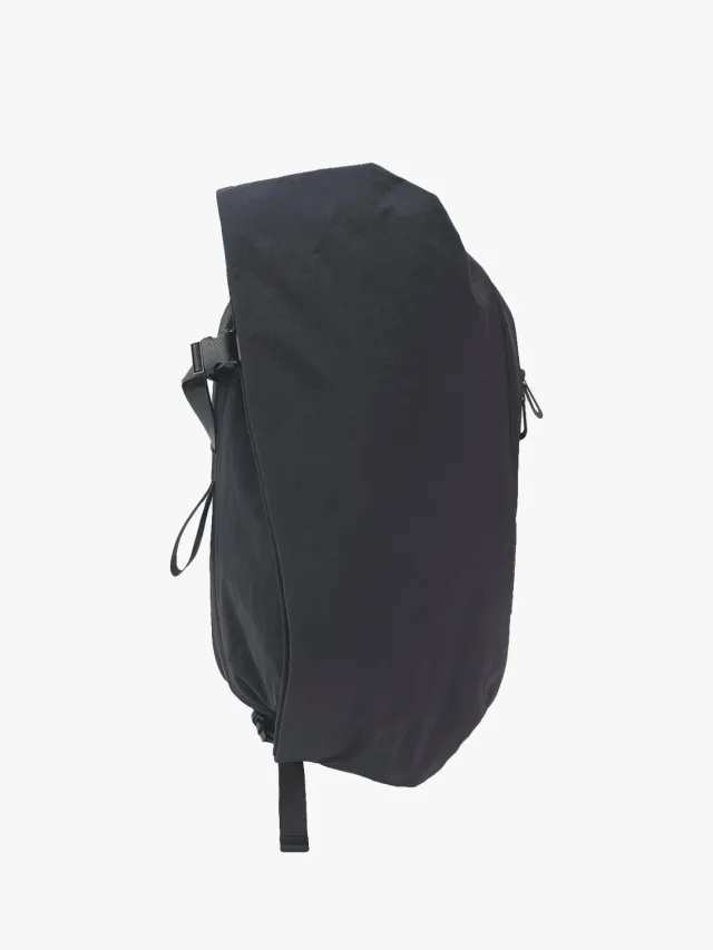 côte&ciel Isar M Komatsu Onibegie rygsæk sort 16"