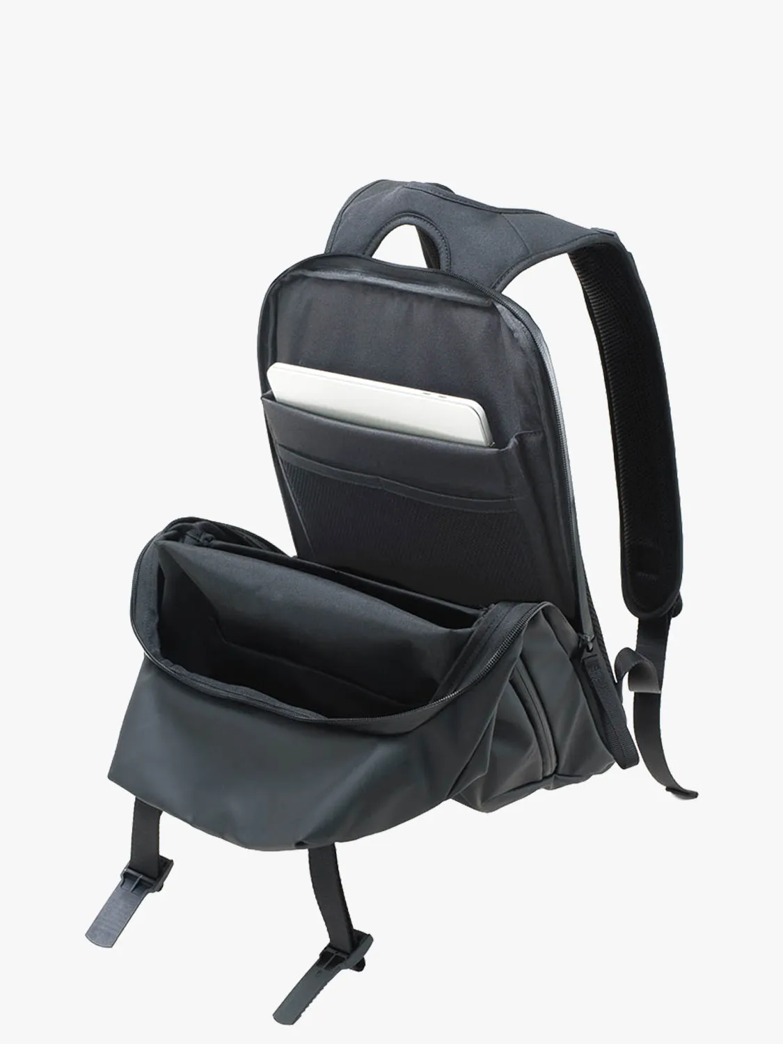 côte&ciel Saru Obsidian Black rygsæk 16,5L til laptop