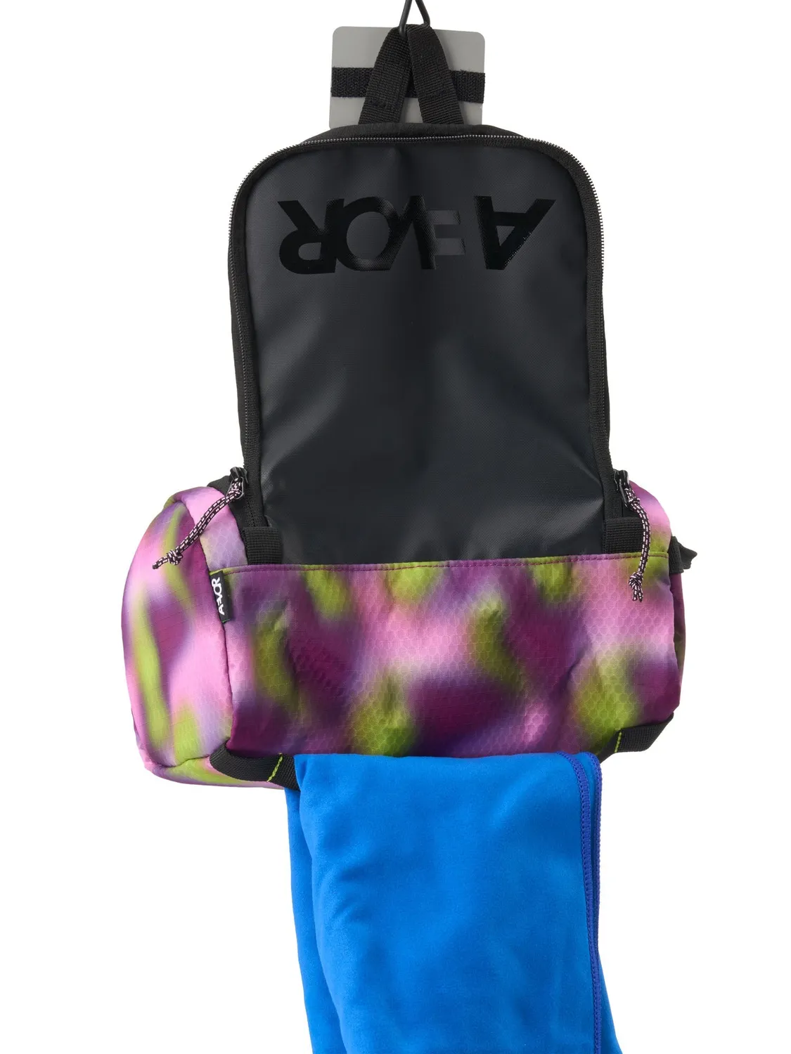 Aevor Wash Pack Proof Psychedelic Slush toilettaske med spejl