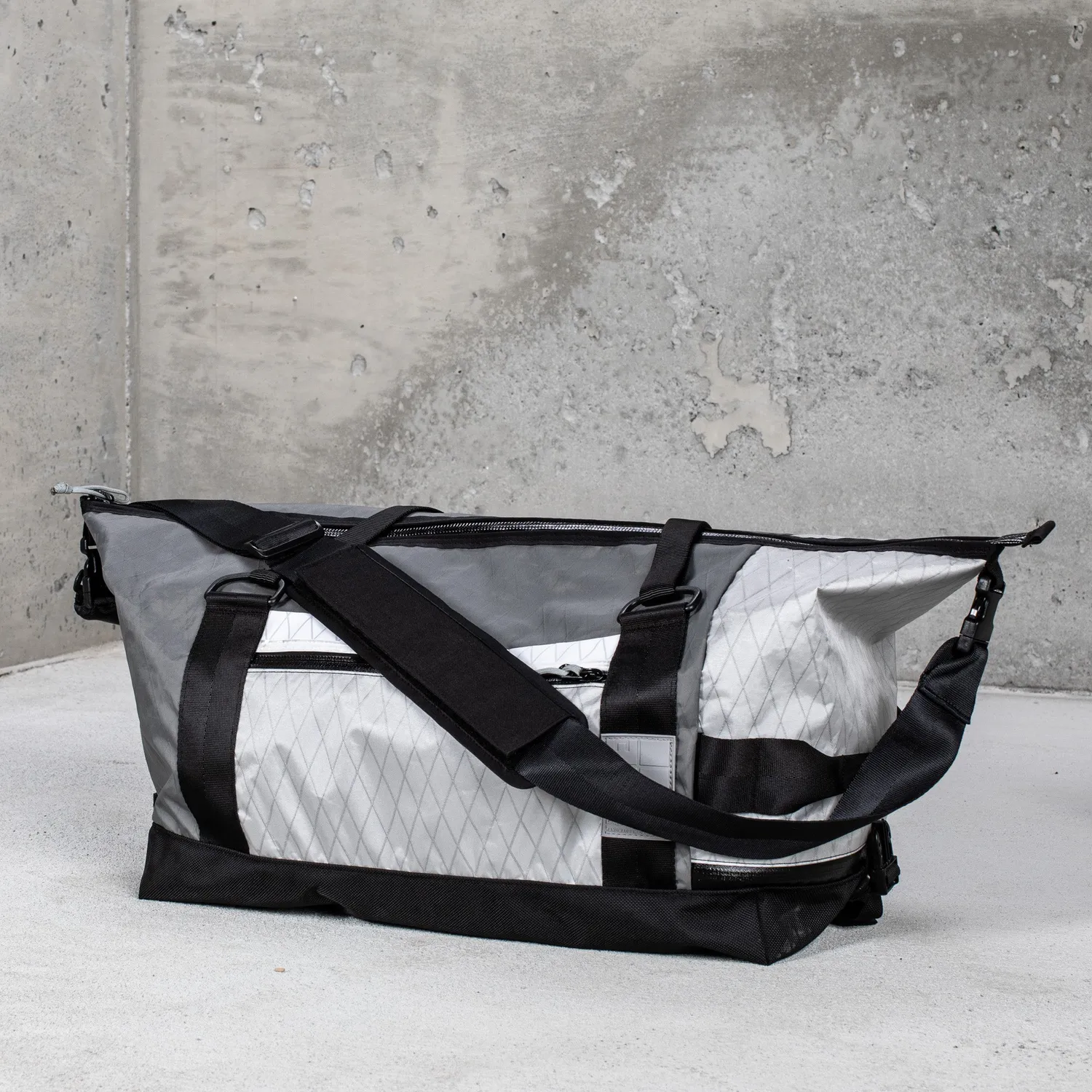 Inside Line Equipment Arid Duffle rejsetaske 32L GREYMAT