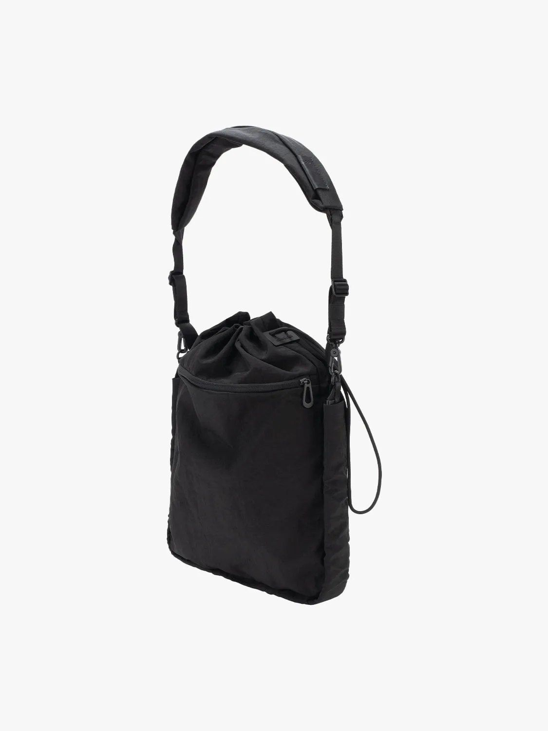 côte&ciel Uva Carbon Black crossbody 13 liter