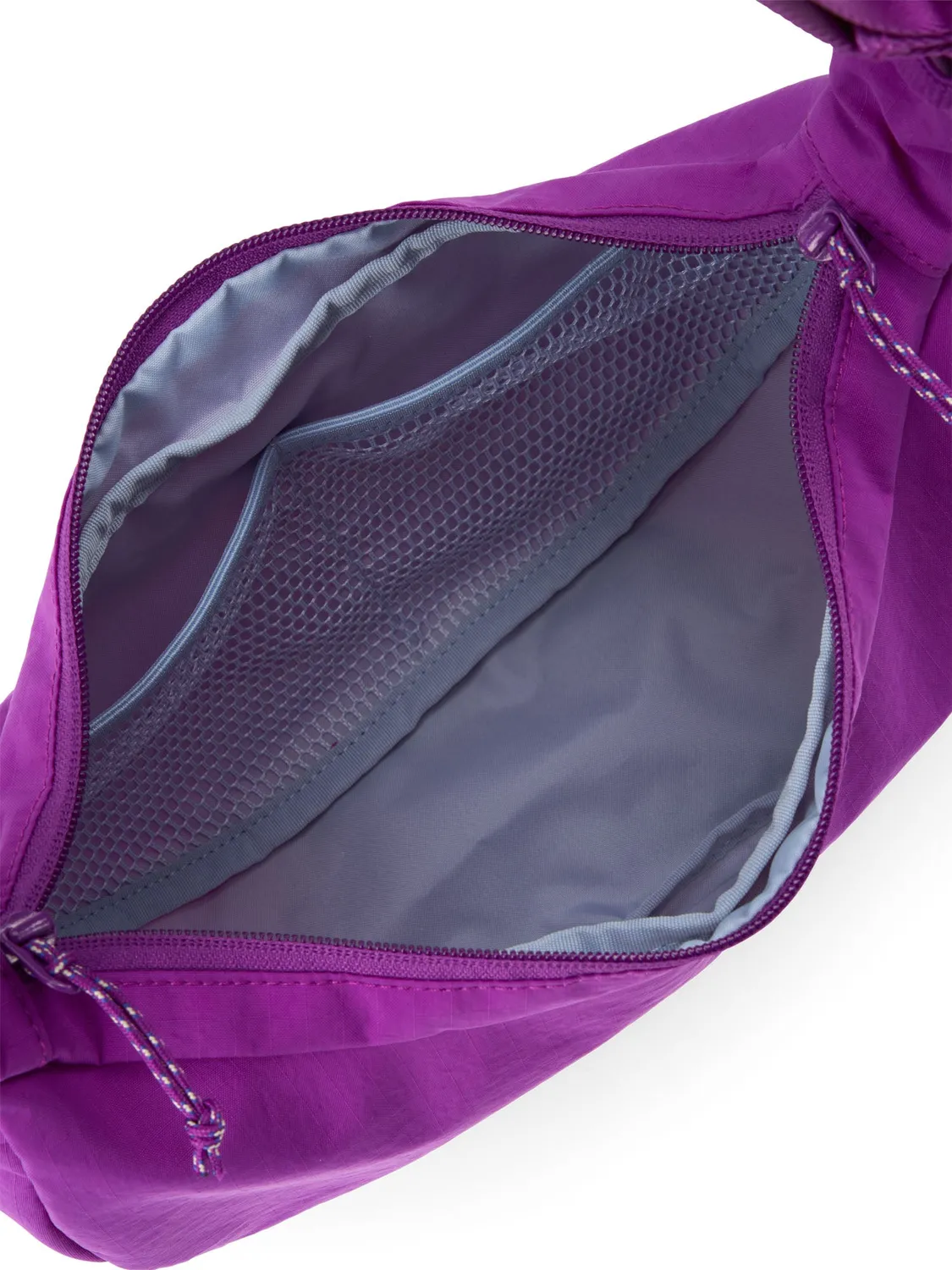 Aevor Sling Bag Small slingtaske 4 liter Electric Fuchsia