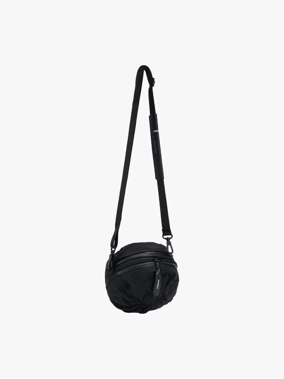 côte&ciel Vikos M taske sort 4L crossbody