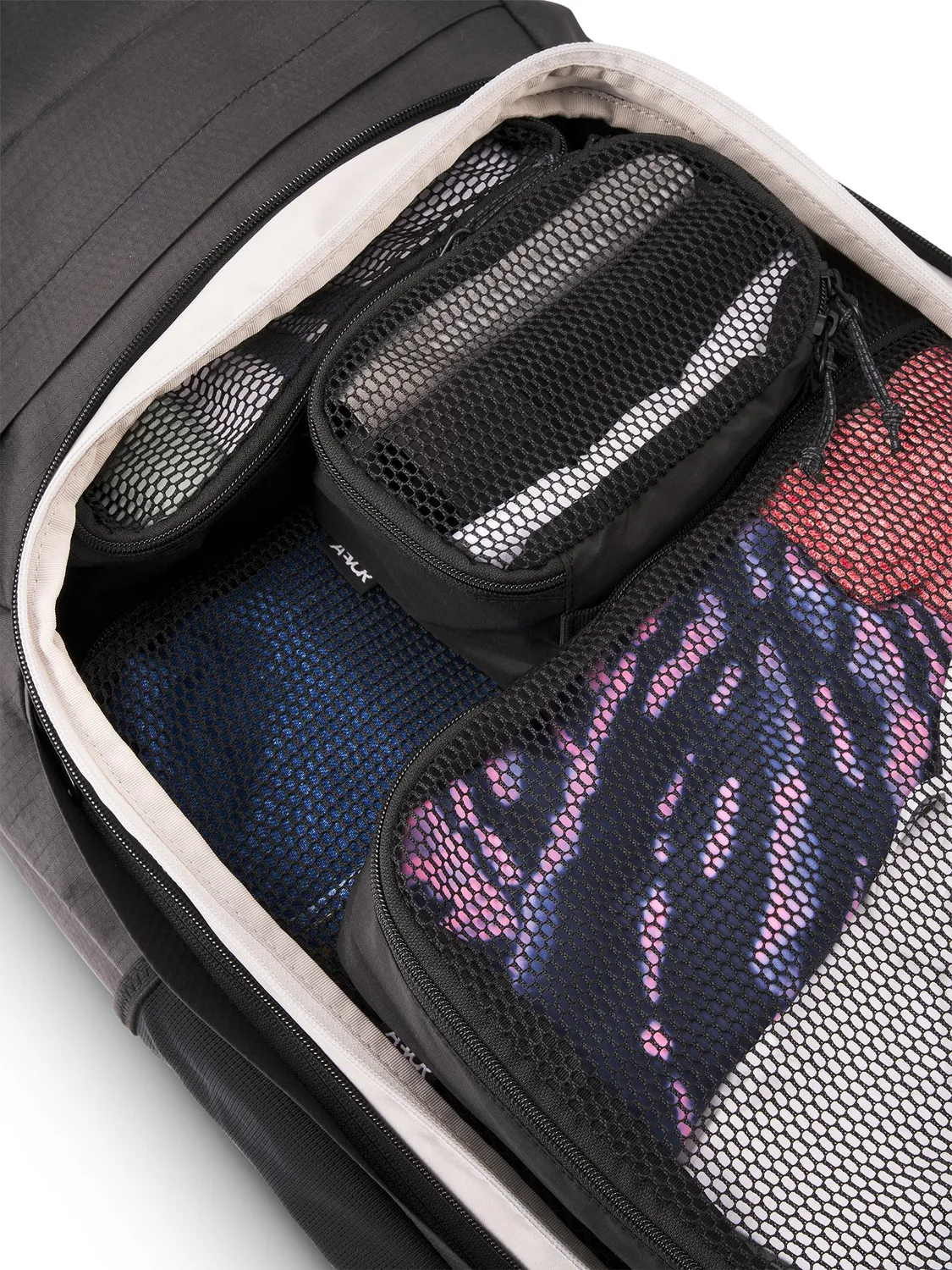 Aevor Packing Cube Small pakkepose Ripstop Black mesh