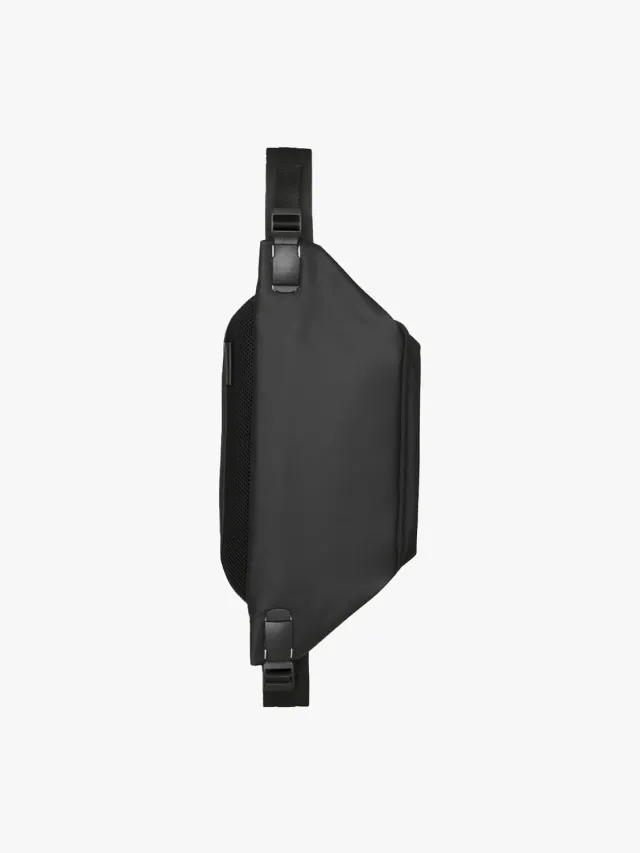 côte&ciel Isarau M skuldertaske 8L sort