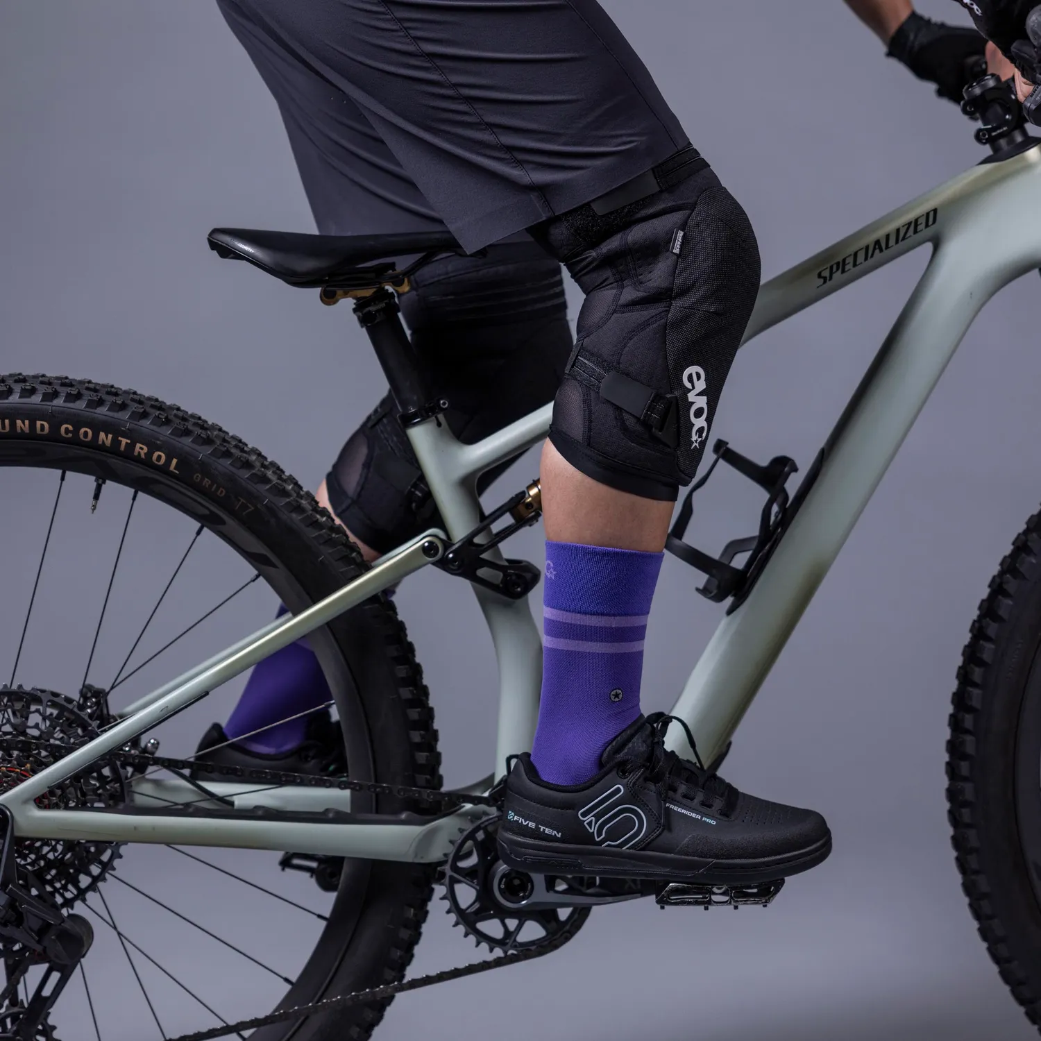 Evoc Knee Protector LS Flex Enduro knæbeskytter sort level 2