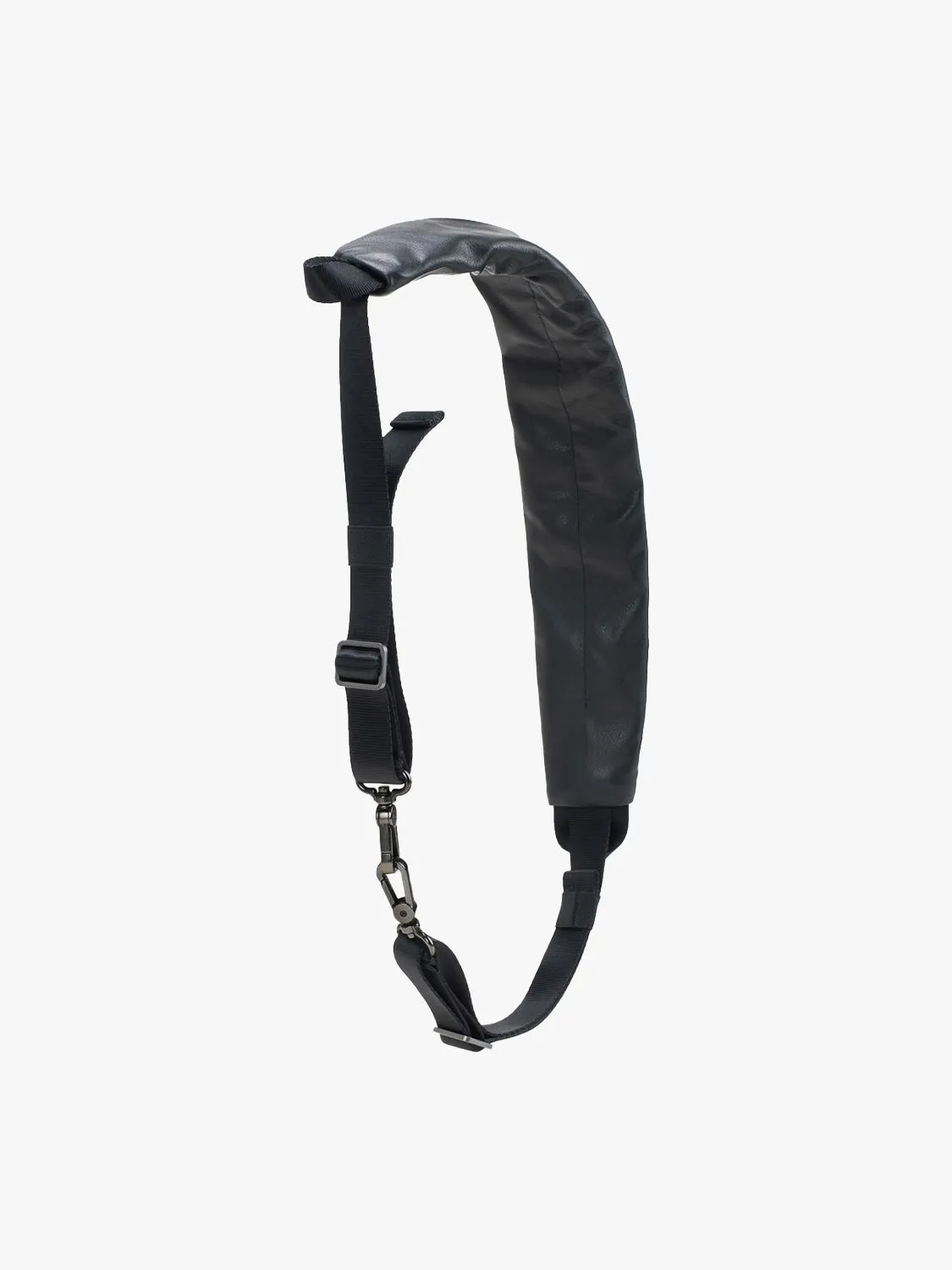 côte&ciel Adda Alias Leather crossbody taske sort 2,2L læder