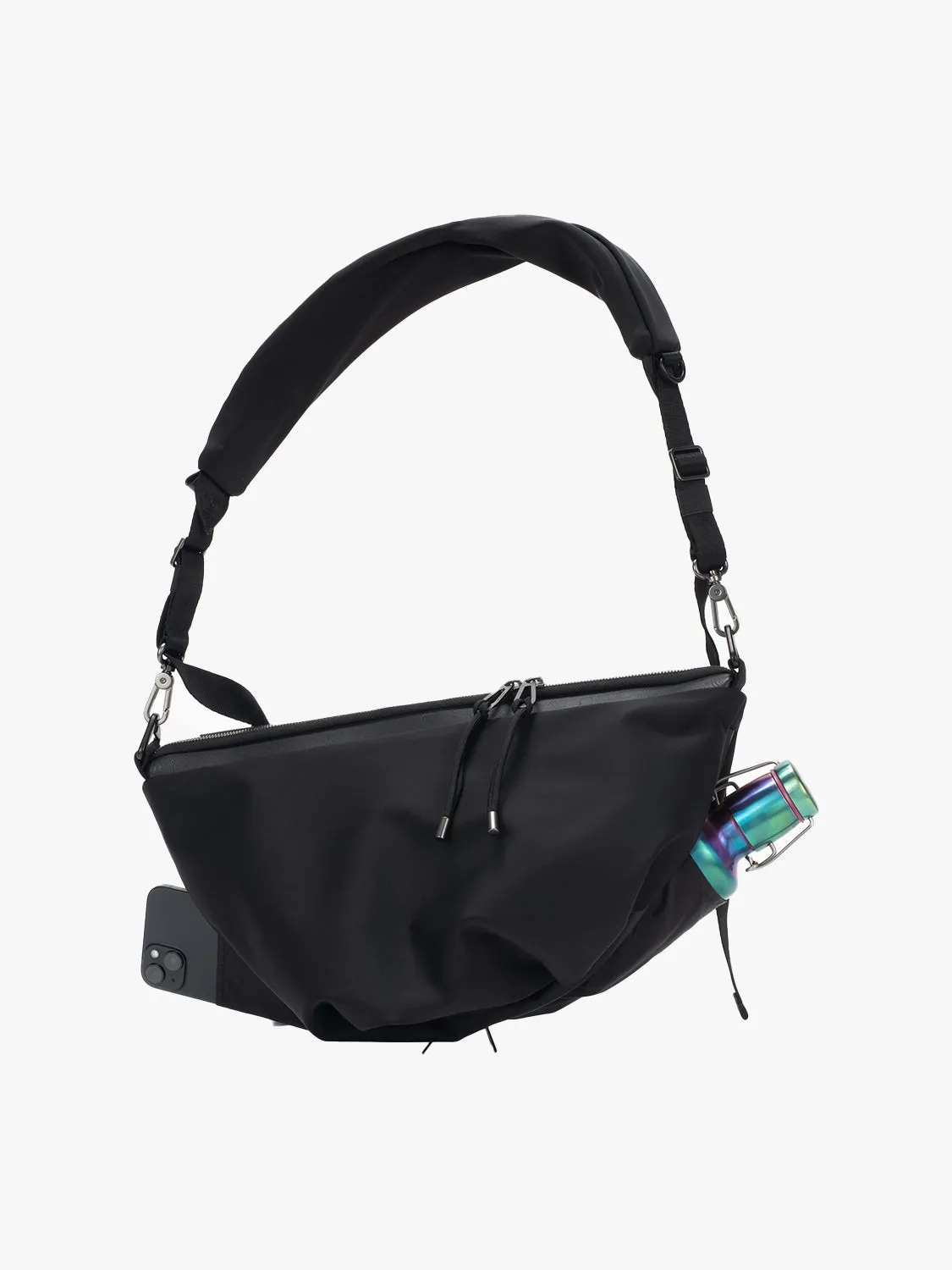 côte&ciel Orne Onyx Black skuldertaske 10 liter