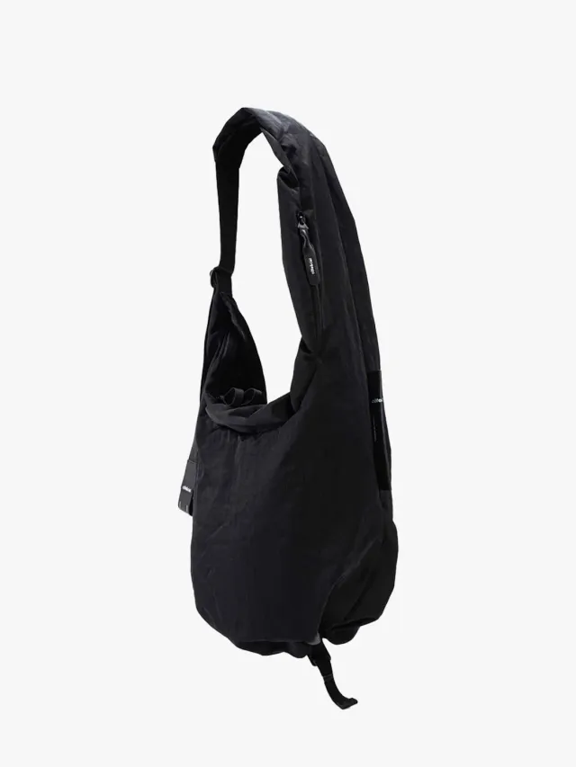 côte&ciel Hyco M Smooth Black skuldertaske sort 25L tote