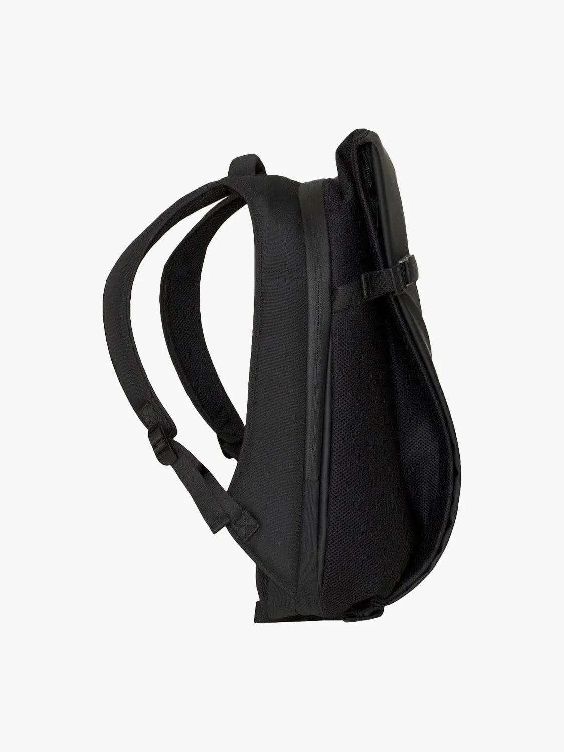côte&ciel Isar M Obsidian Black rygsæk sort vandafvisende