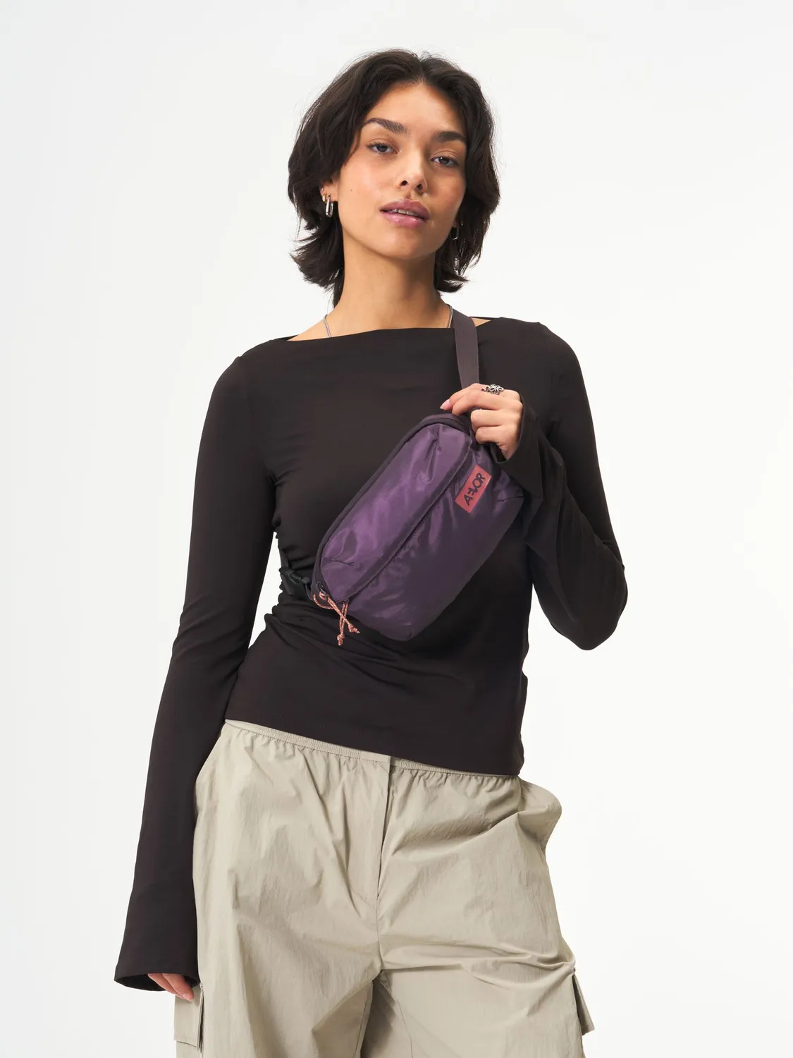 Aevor Hip Bag Ease bæltetaske Ripstop Oxy Purple
