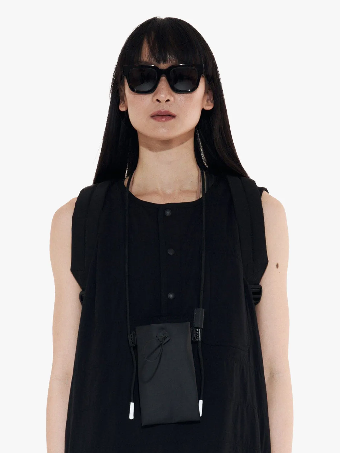 côte&ciel Alu Obsidian Black halsetui sort