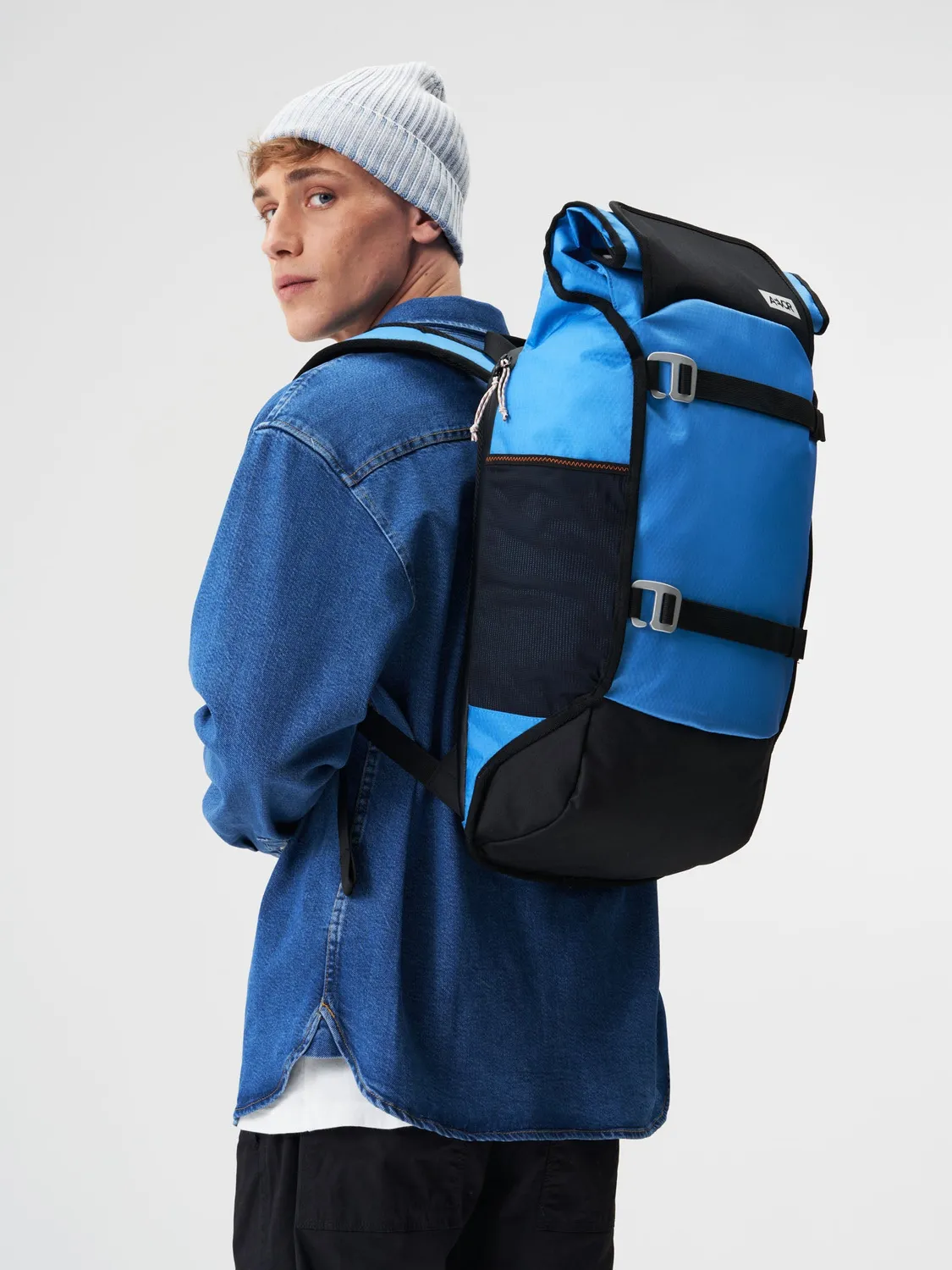 Aevor Trip Pack rygsæk Proof Retro Blue 26-33 liter