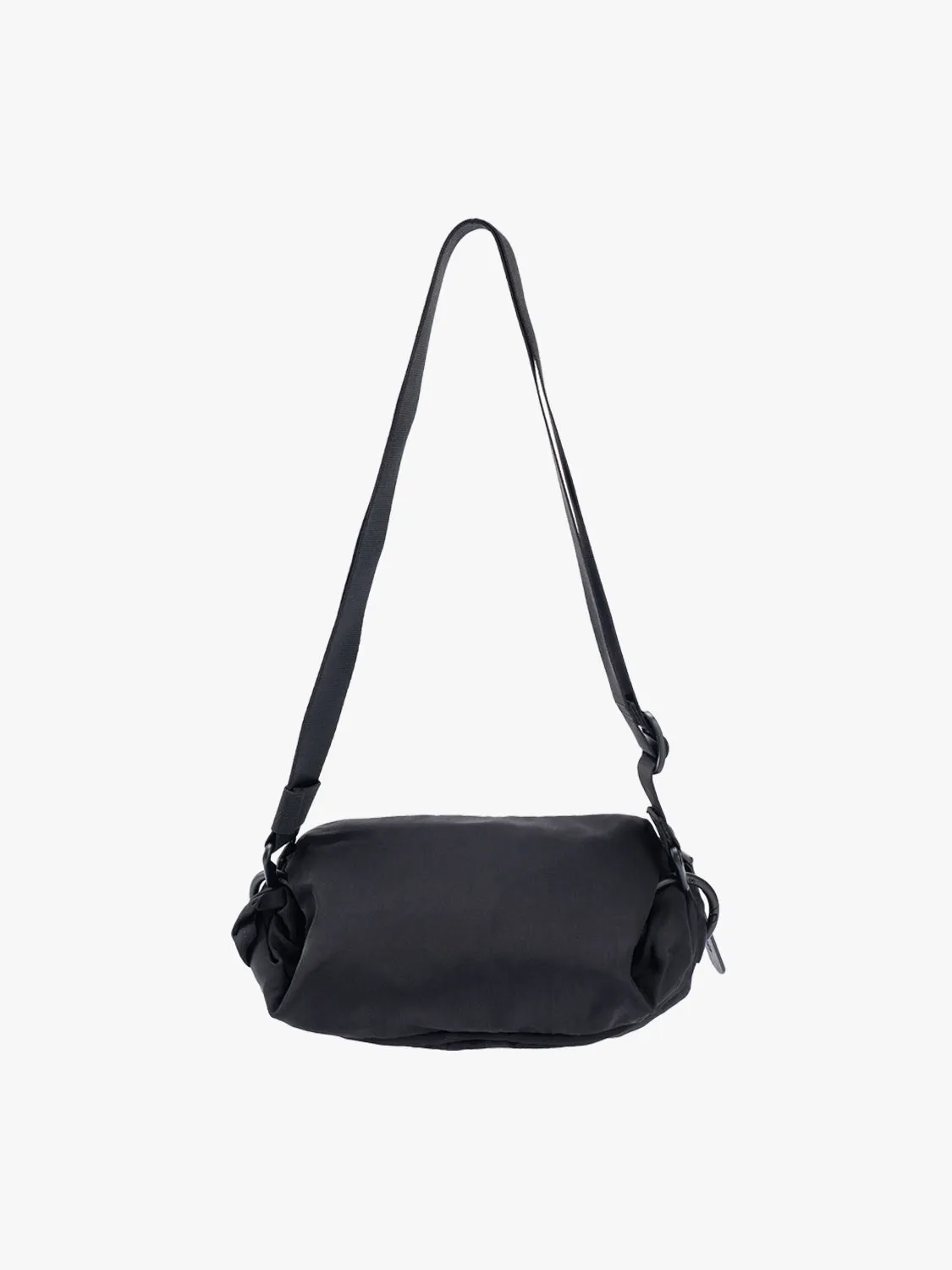 côte&ciel Nestos crossbody taske Smooth Black vandafvisende