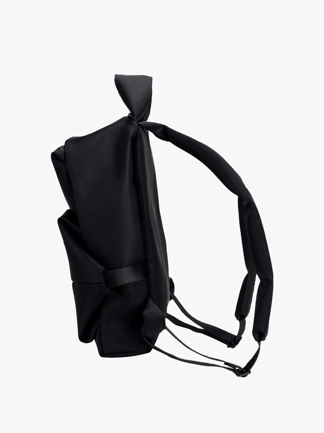 côte&ciel Sava S Sleek Black rygsæk 13,5L laptop small