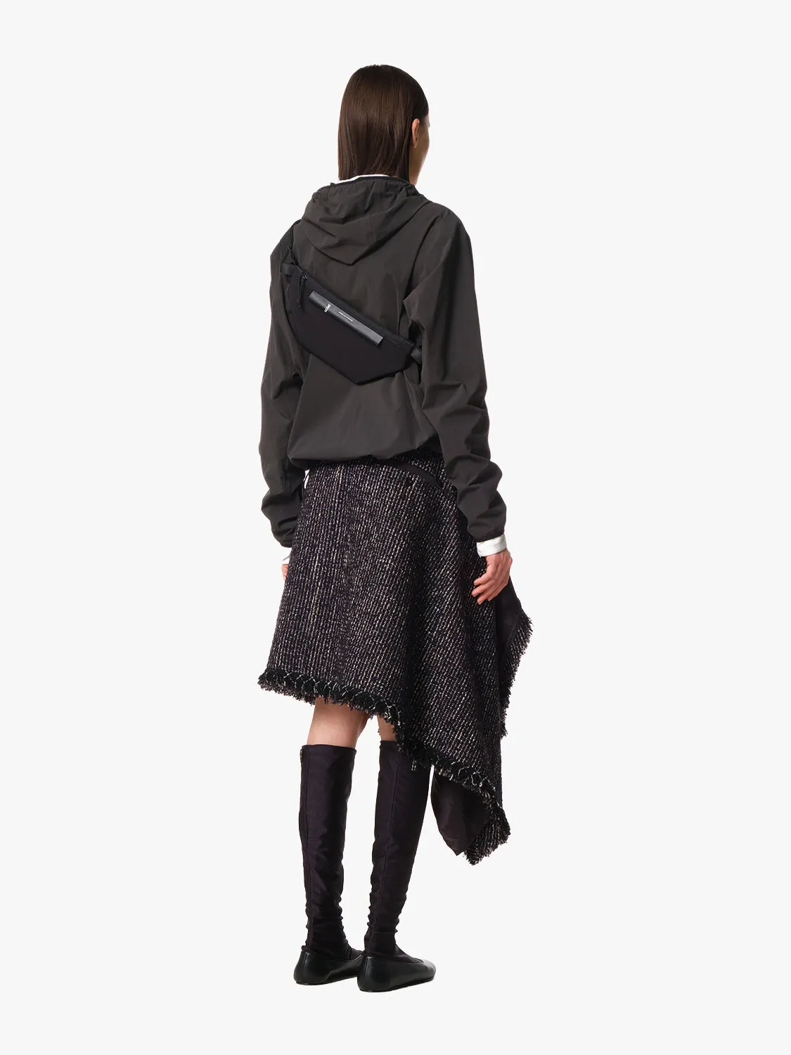 côte&ciel Isarau XS Satellite crossbody Black 1,2L
