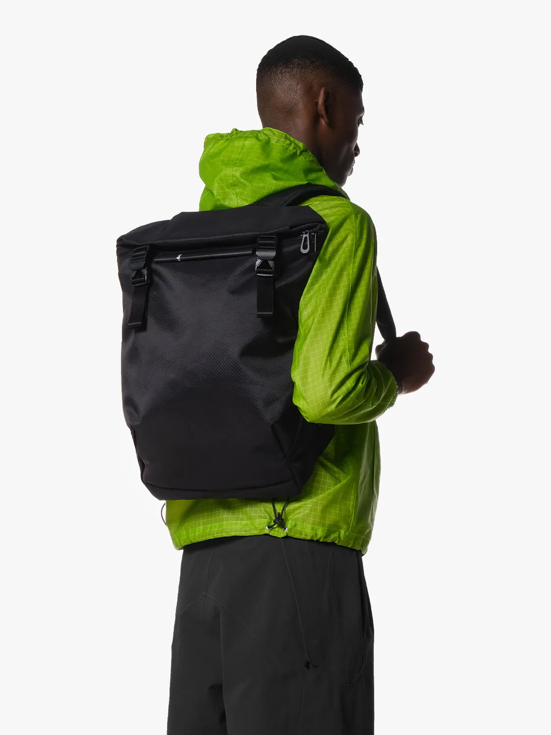 côte&ciel Venta Satellite Black rygsæk sort 15,5 L