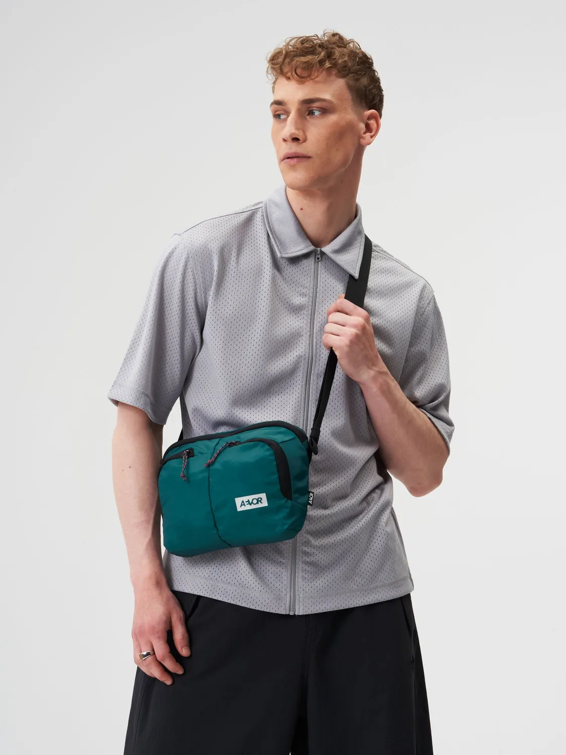 Aevor Sacoche Bag skuldertaske Ripstop Evergreen 4L