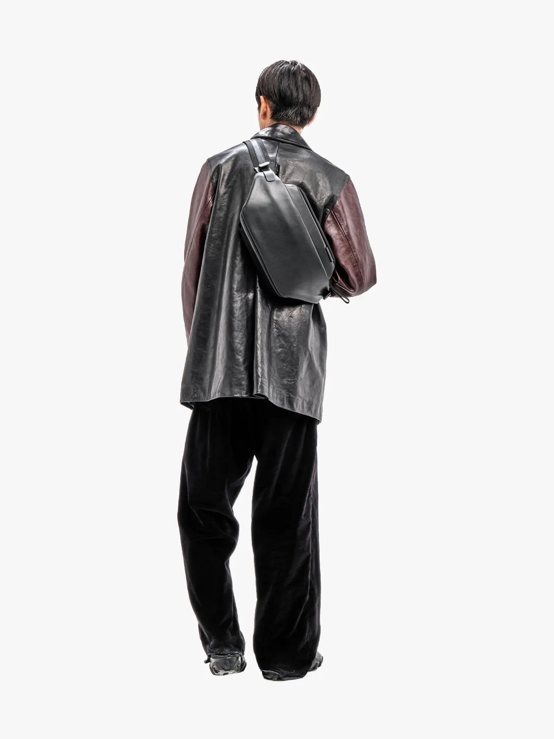 côte&ciel Isarau M Alias sling taske sort