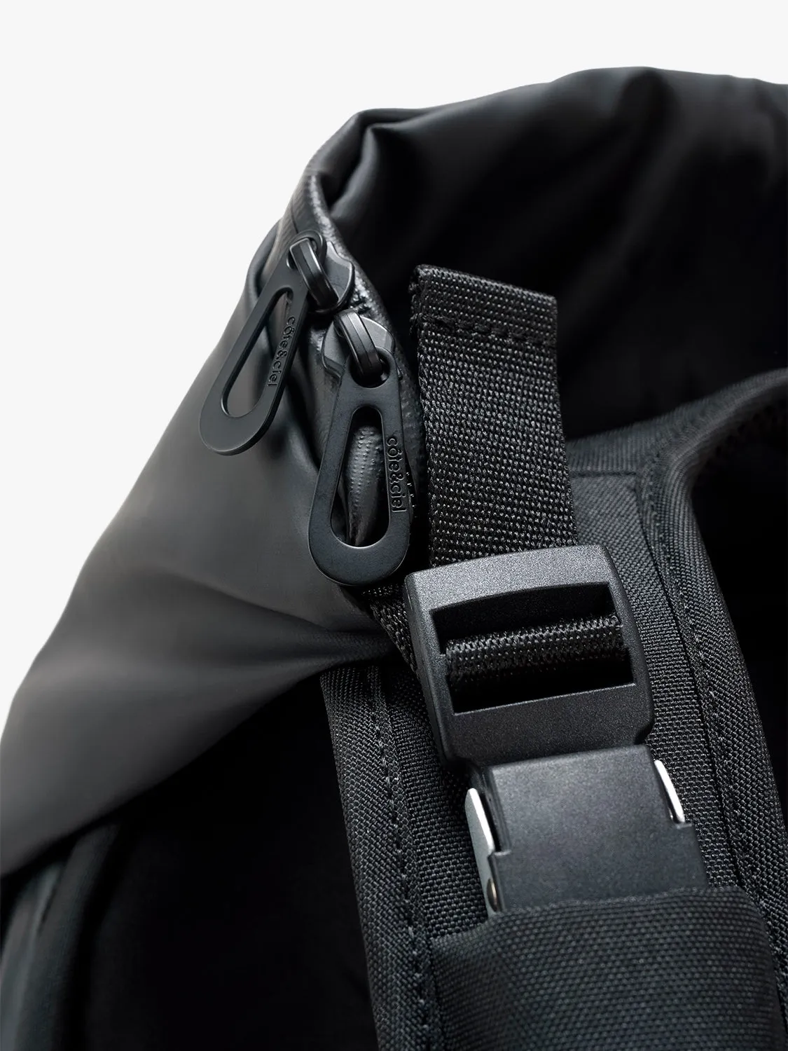 côte&ciel Nile S Obsidian rygsæk 20L sort 16"