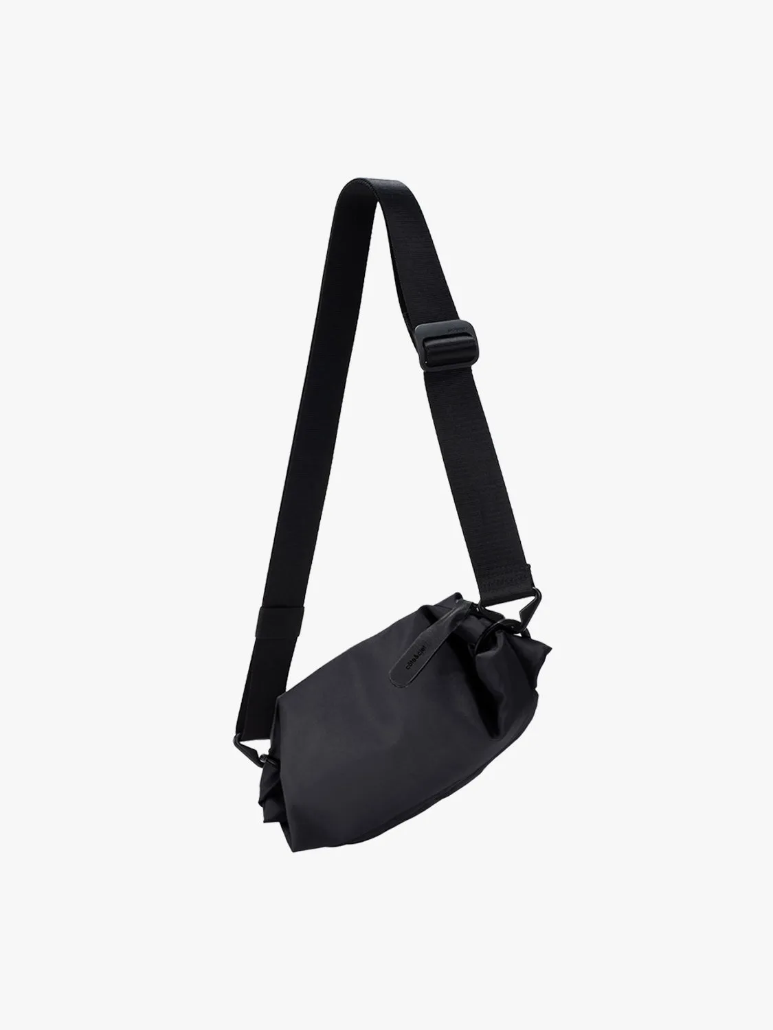 côte&ciel Nestos Smooth bæltetaske sort nylon