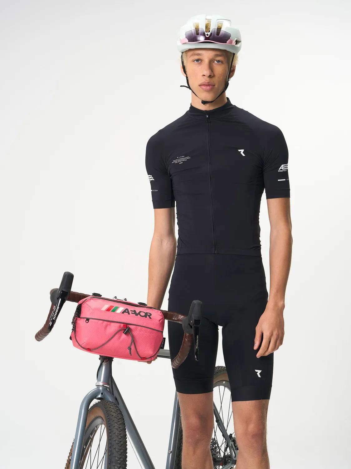 Aevor Bar Bag styr taske Proof Pink Flash vandafvisende