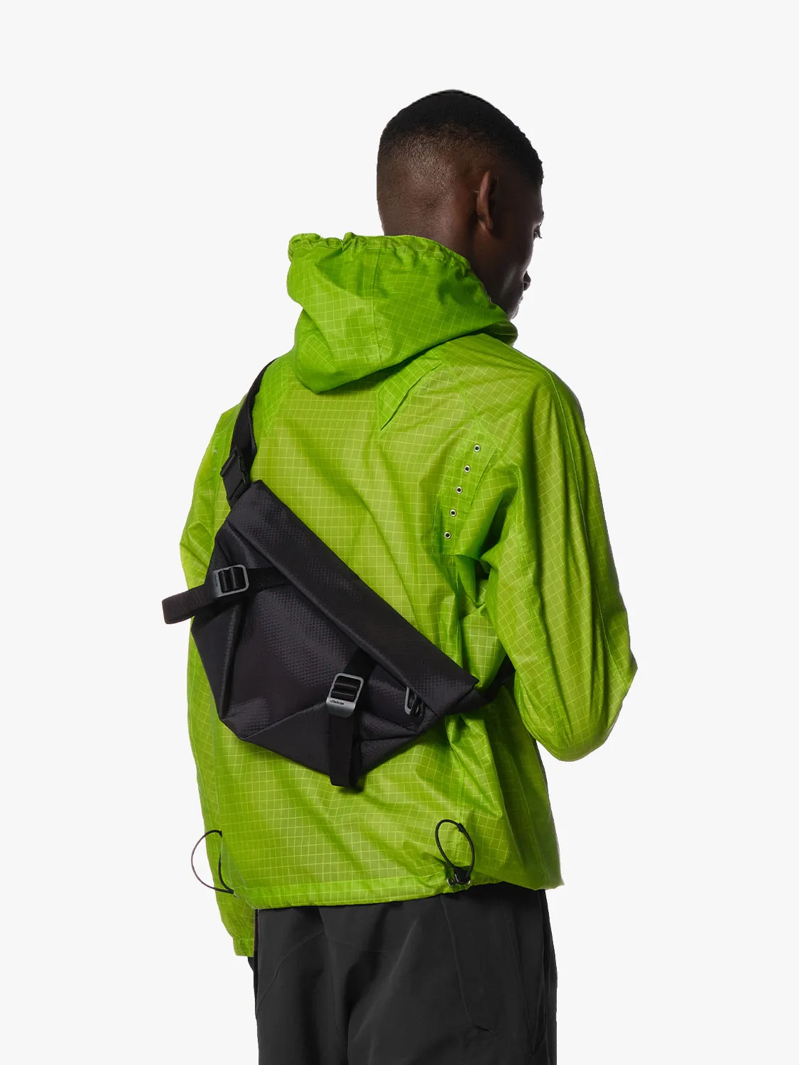 côte&ciel Sinu Satellite crossbodytaske 3L sort