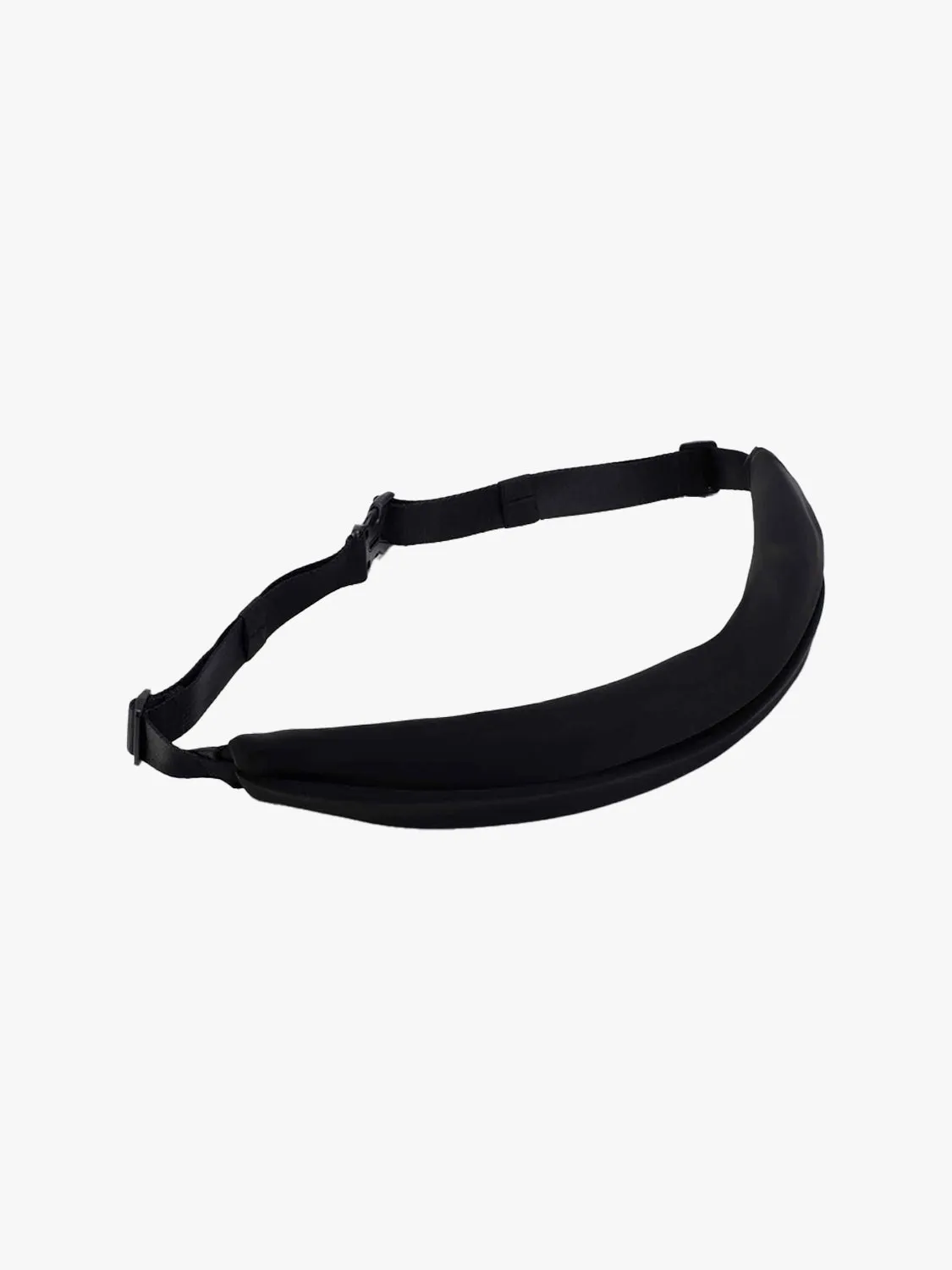 côte&ciel Adda Sleek Black bæltetaske crossbody rem