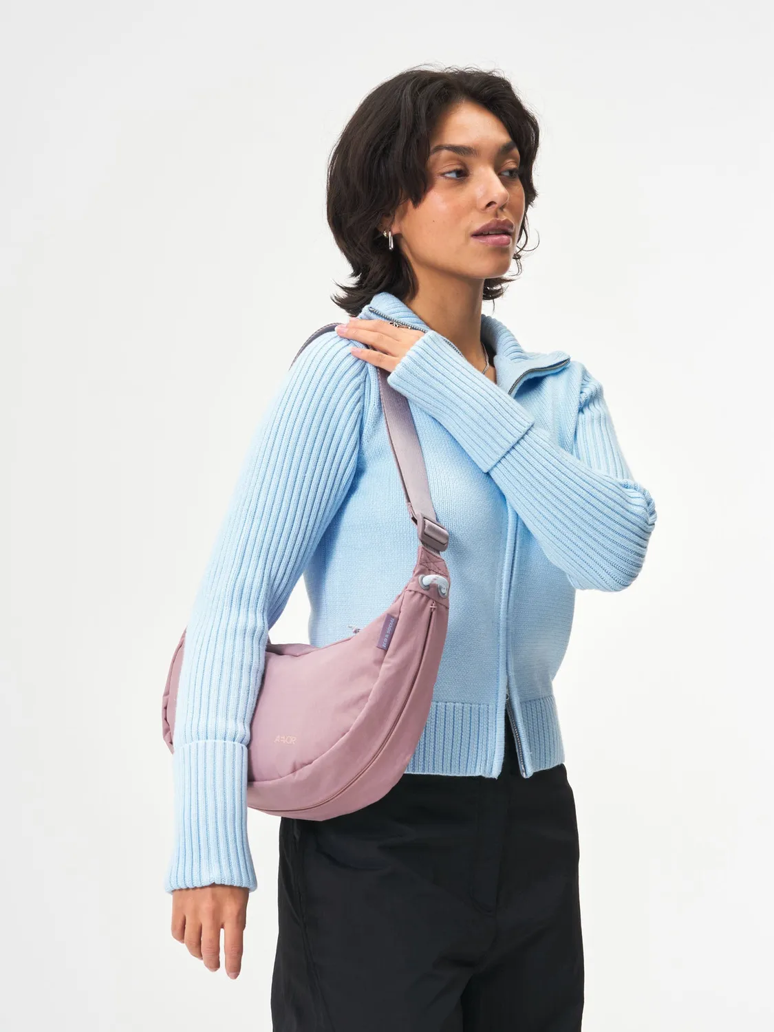 Aevor Sling Bag crosstaske Rosewood 5,5L