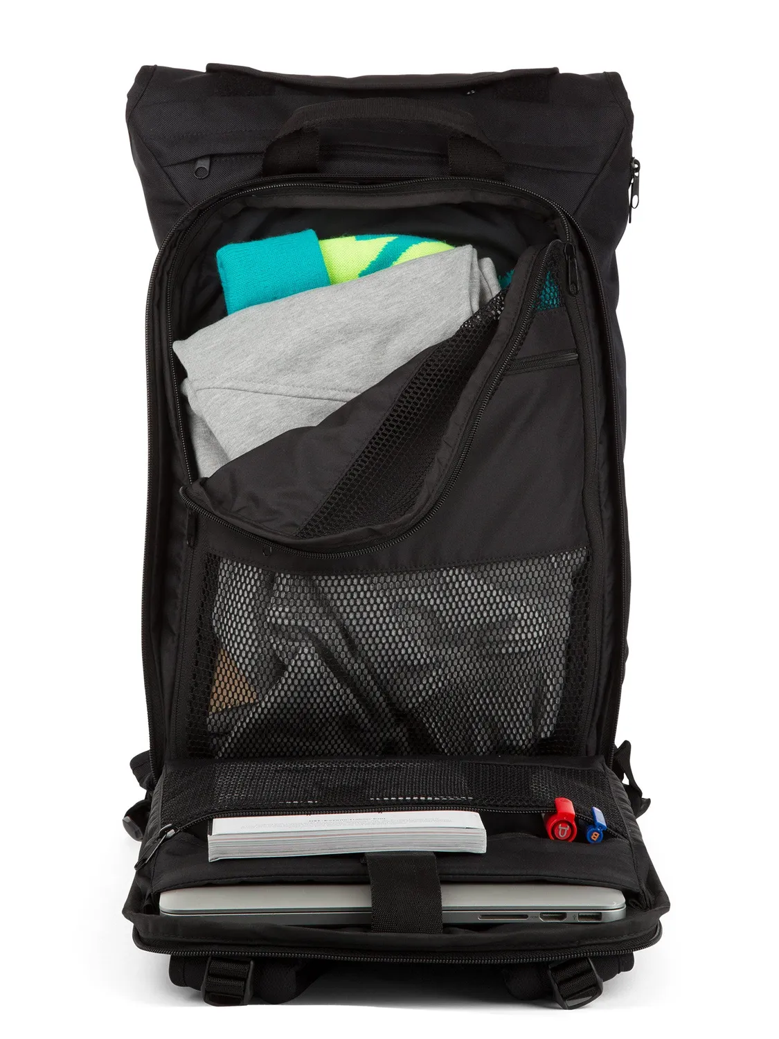 Aevor Travel Pack + Wash Pack rejserygsk sæt