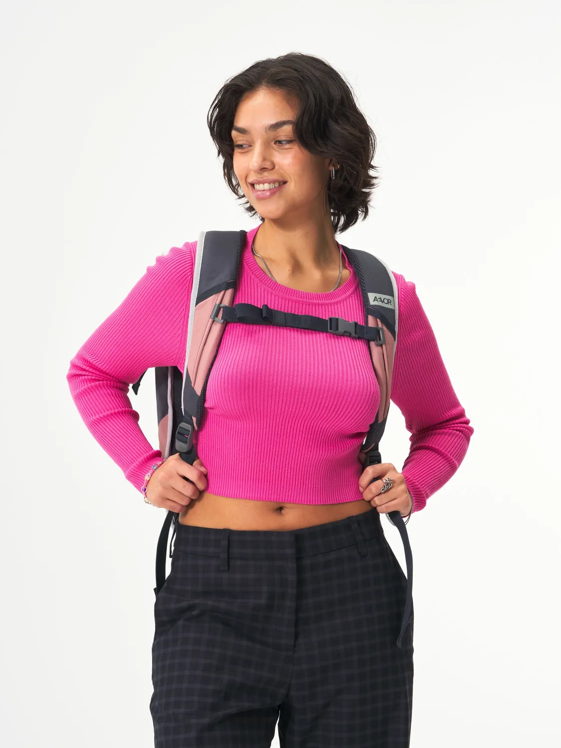 Aevor Daypack 18L rygsæk Chilled Rose udvidelig