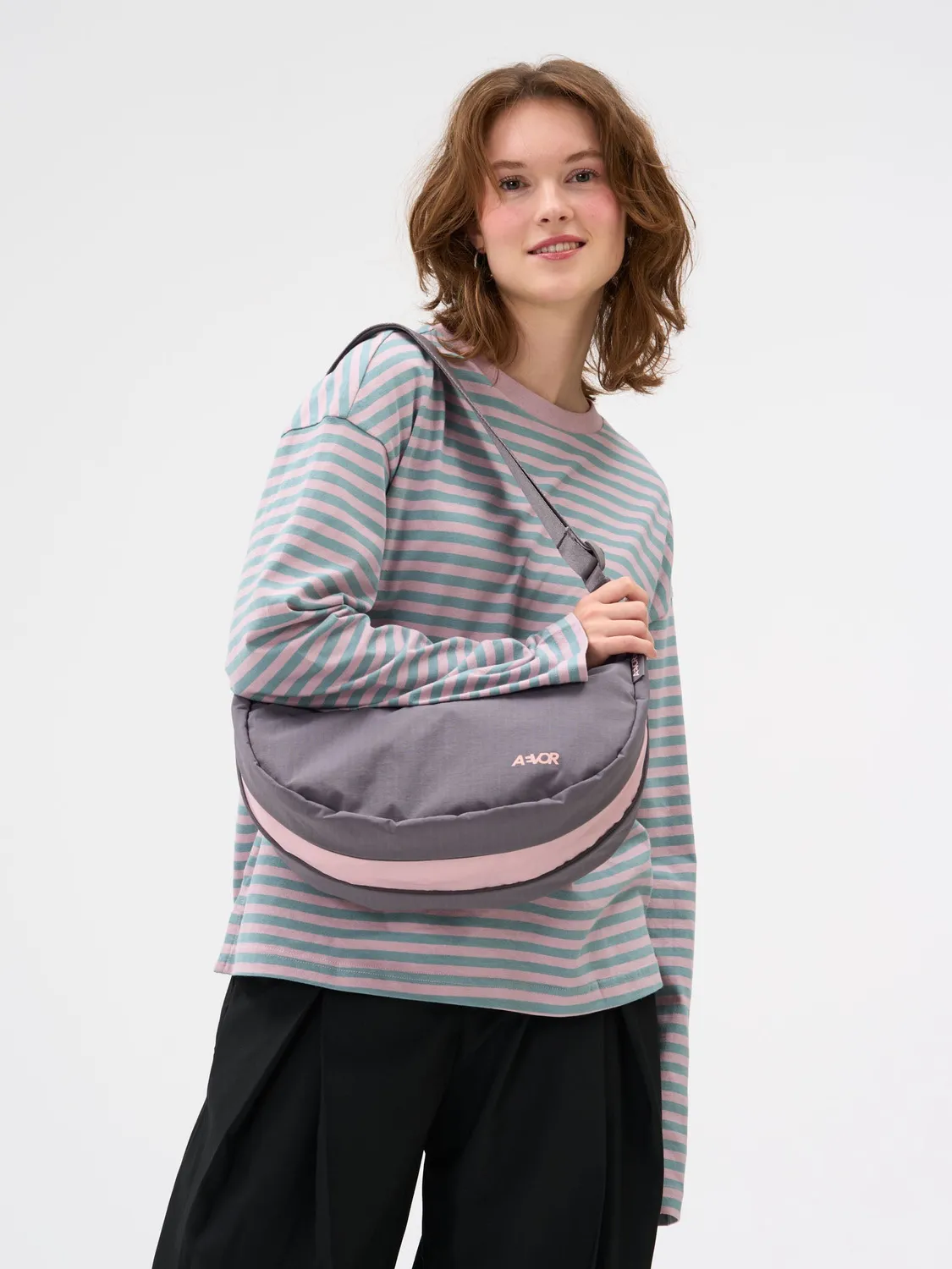 Aevor Sling Bag skuldertaske Grey 5,5L