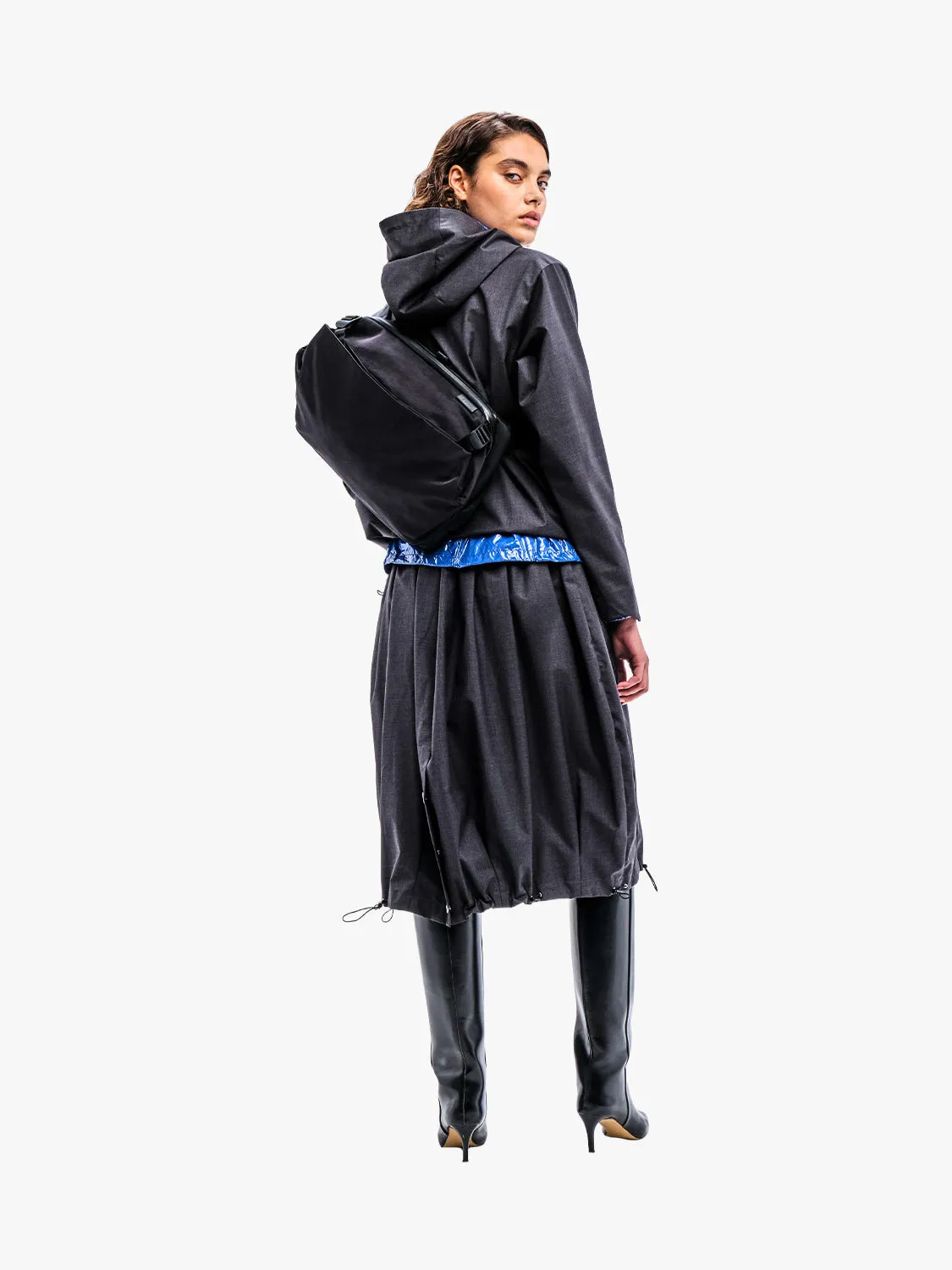côte&ciel Riss Smooth Black messenger taske sort 5L