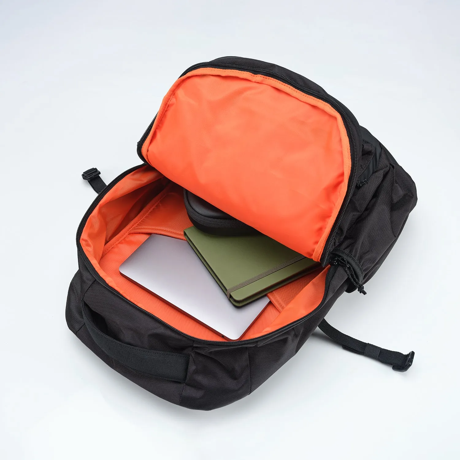 Caribee Storm 38L rygsæk sort 38 liter regnslag