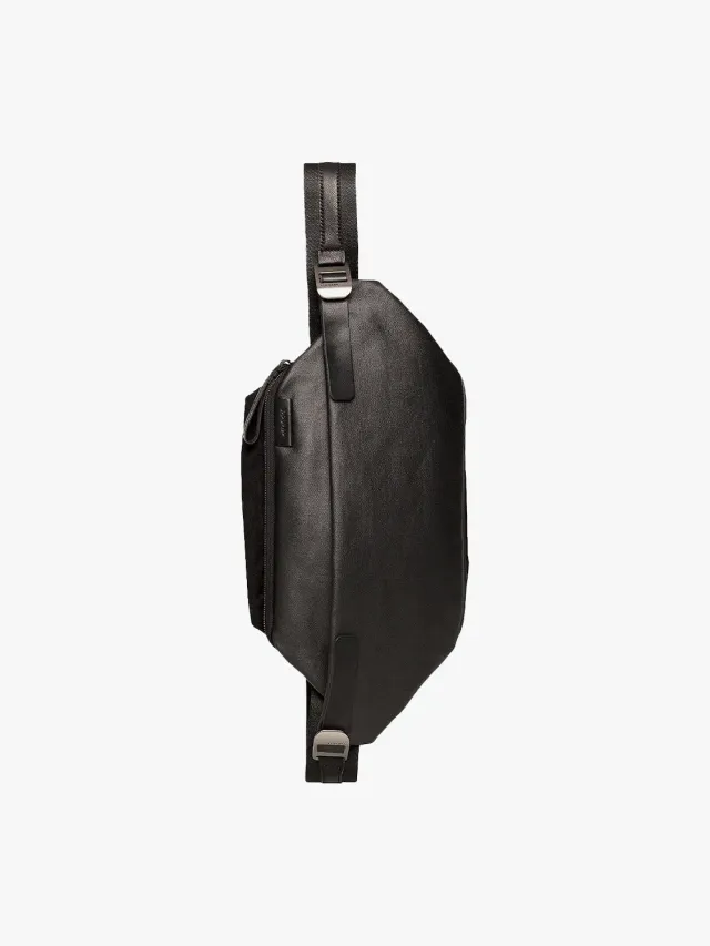 côte&ciel Isarau M skuldertaske 8 liter sort coated