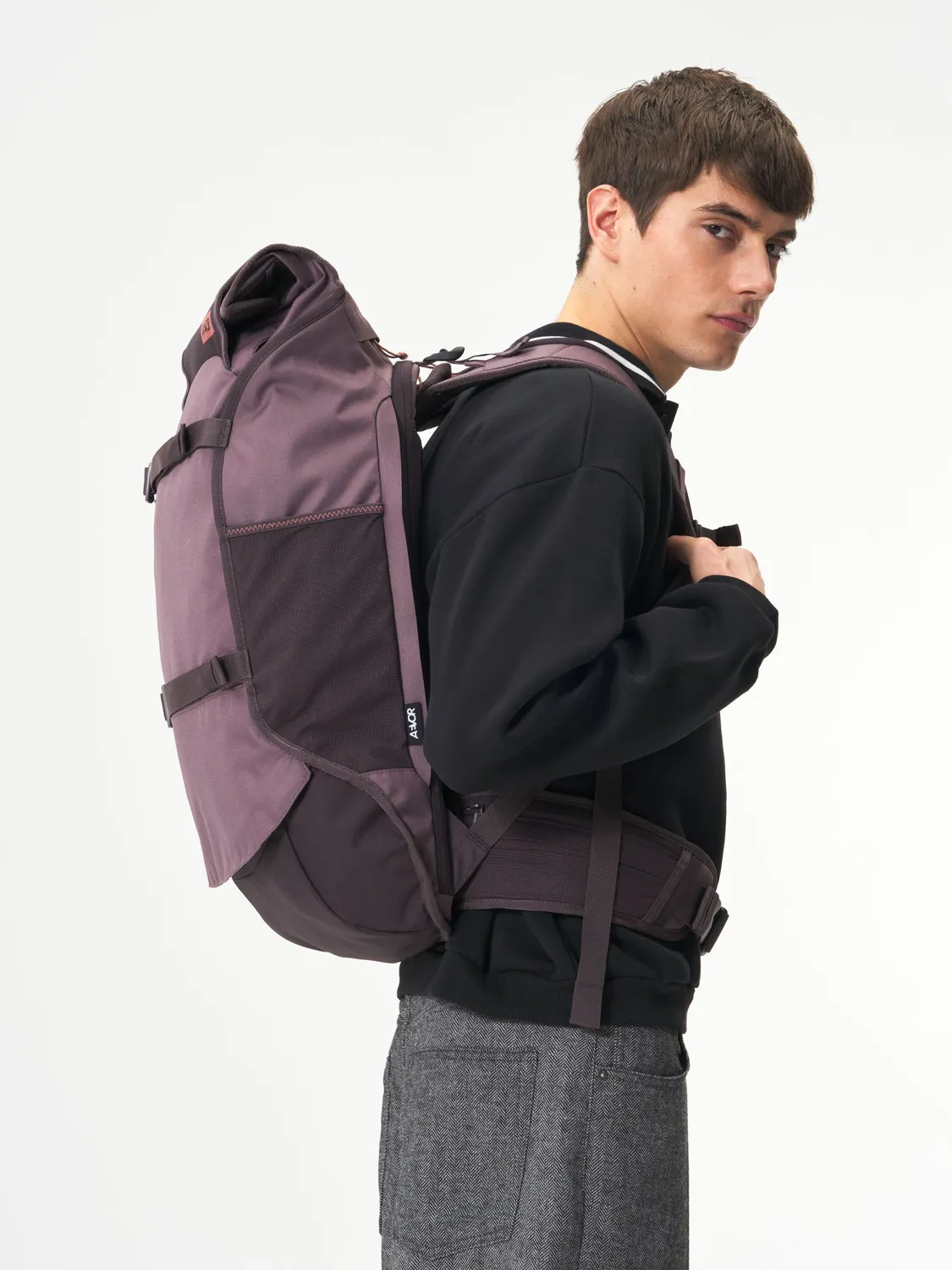 Aevor Travel Pack rejserygsæk Oxy Purple 38-45 liter håndbagage